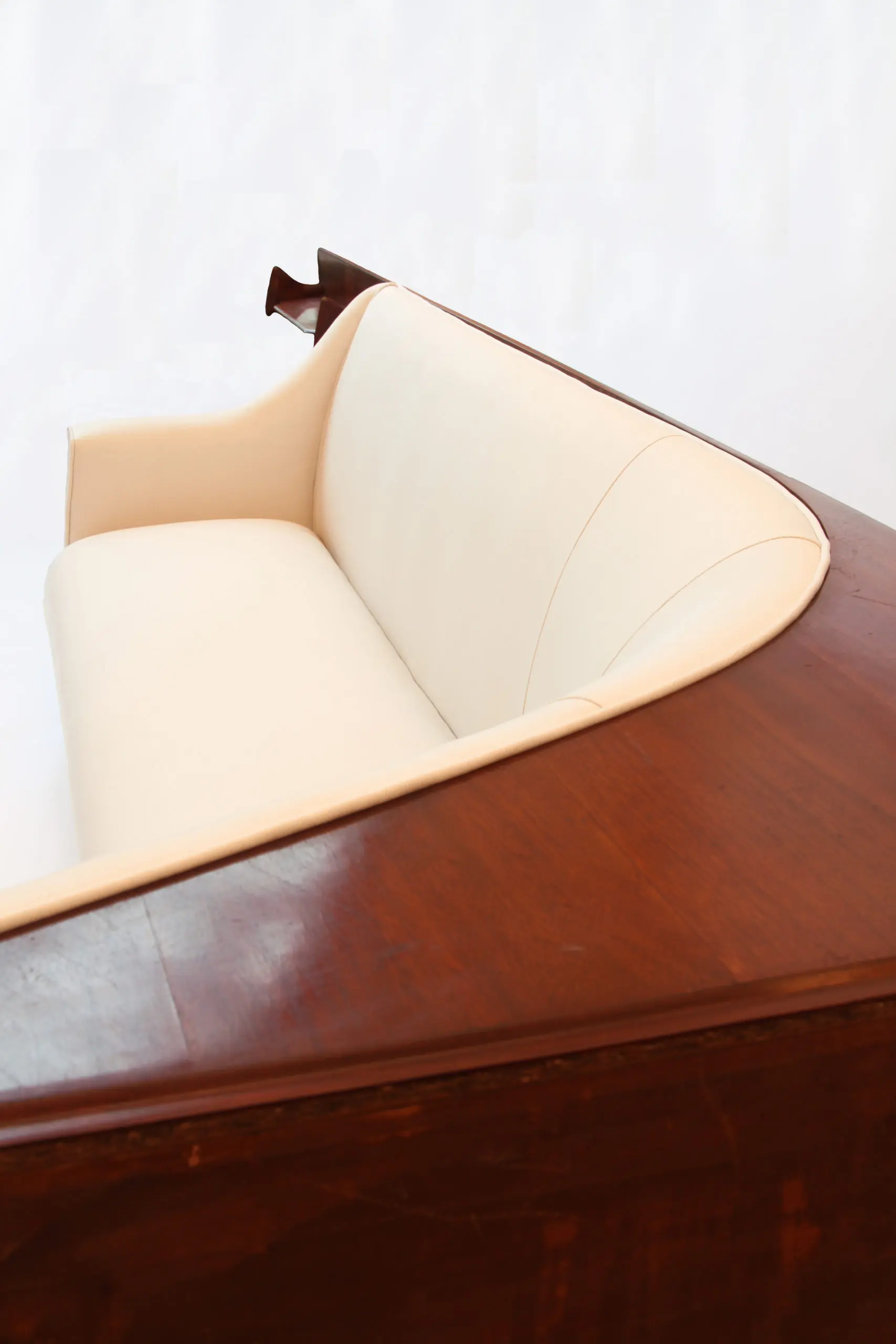Important Italian Wall Unit, Large Curved Sofa and Shelfs by Dassi, 1950 — photo 18