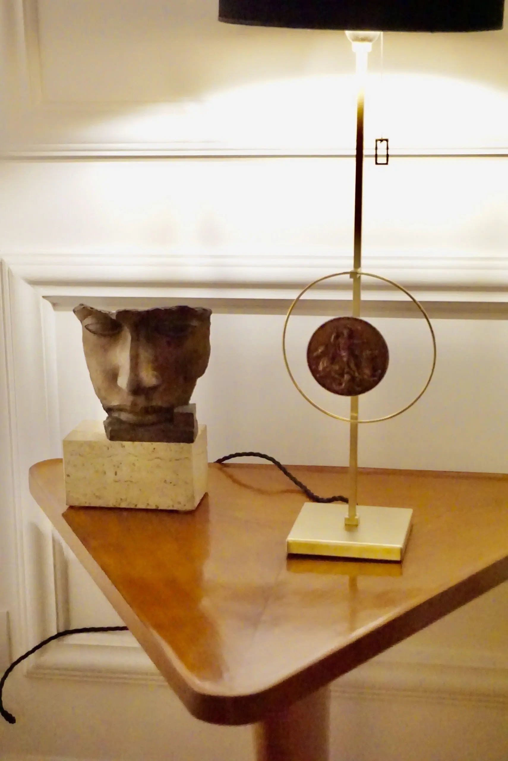 "Masterpieces of light" brass table lamp with Van Vianen copper sculpture XVII° — photo 20