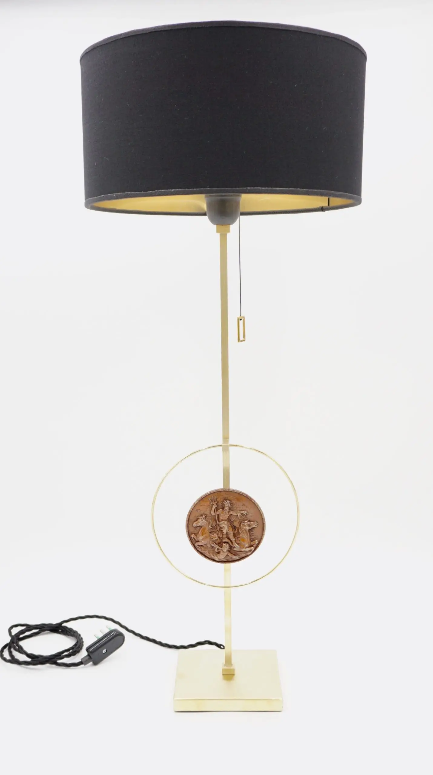 "Masterpieces of light" brass table lamp with Van Vianen copper sculpture XVII° — image 2