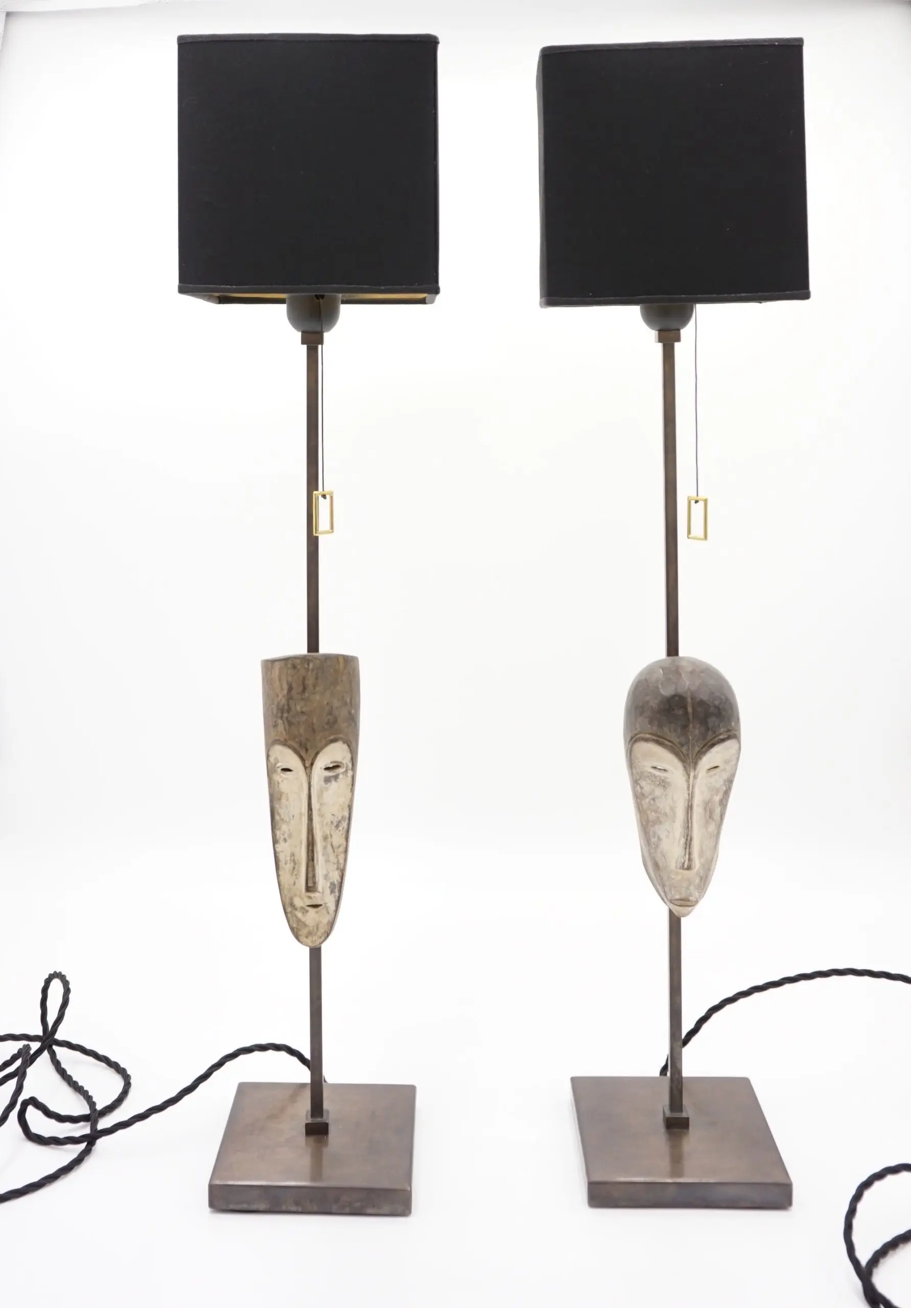 "Masterpieces of Light" pair of cubist table lamps with Fang Ngil masks, 1910 — photo 17