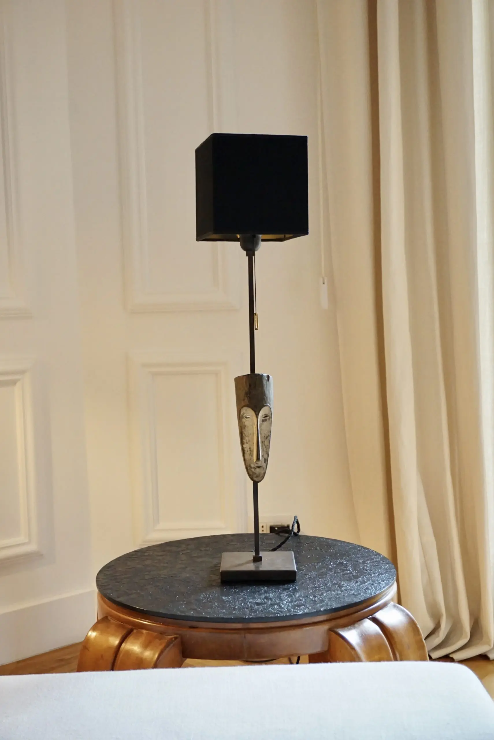 "Masterpieces of Light" pair of cubist table lamps with Fang Ngil masks, 1910 — photo 19