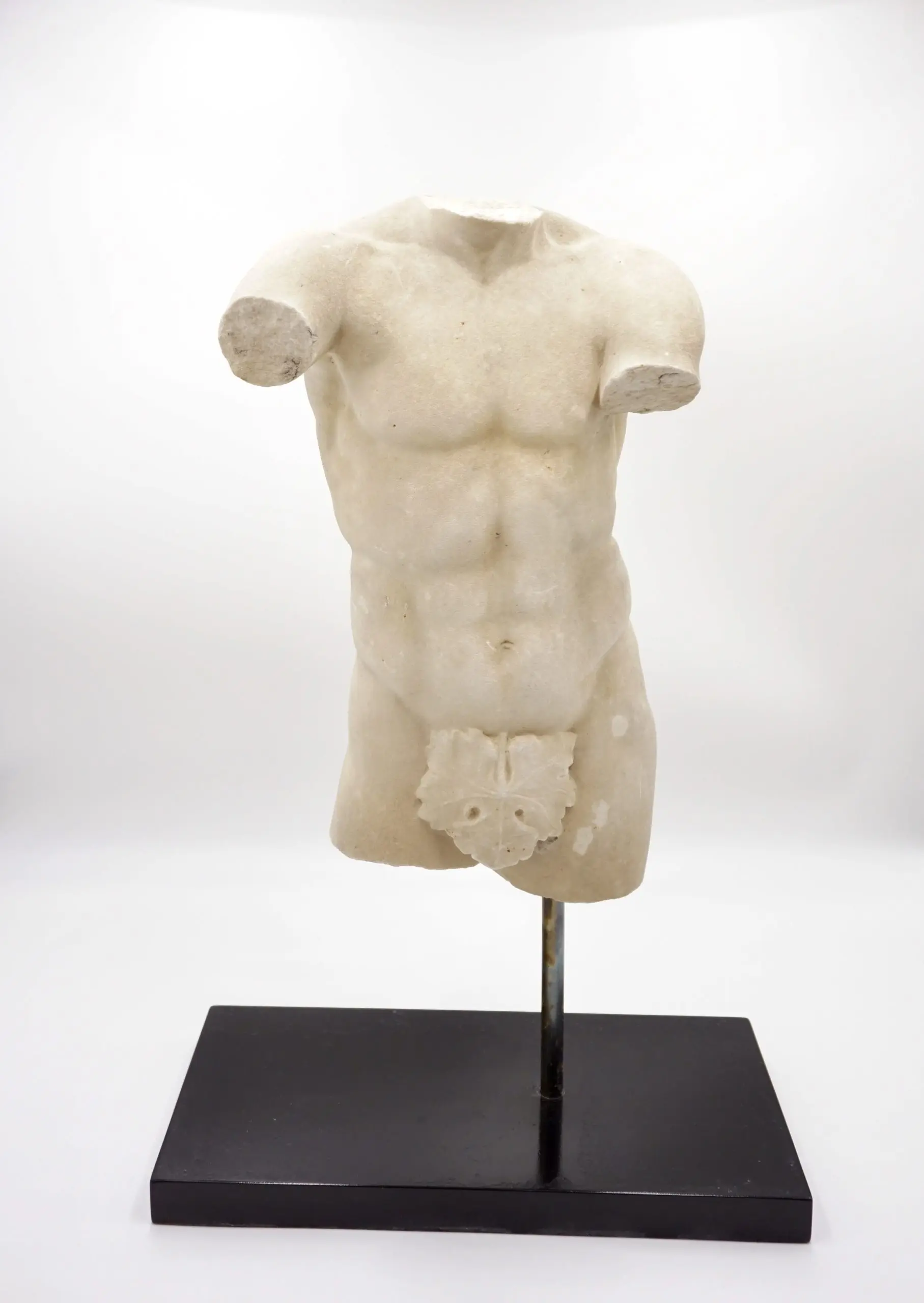 Antique Apoxyomenos male marble torso sculpture, white Carrara marble, XIX sec. — image 3