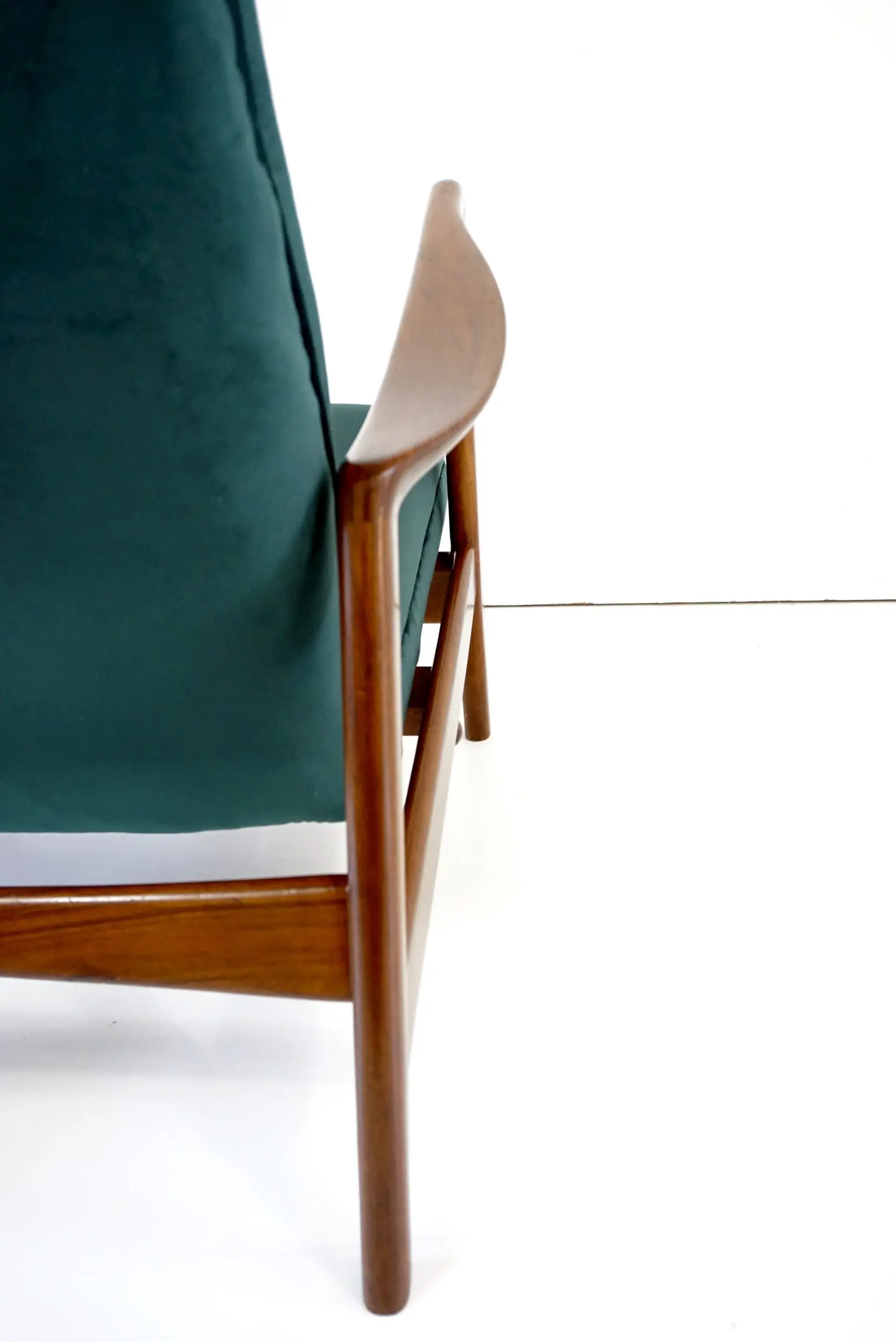 Lounge Chair n.829 by Cassina sel. by Gio Ponti for the Hotel PdP Sorrento, 1964 — photo 11