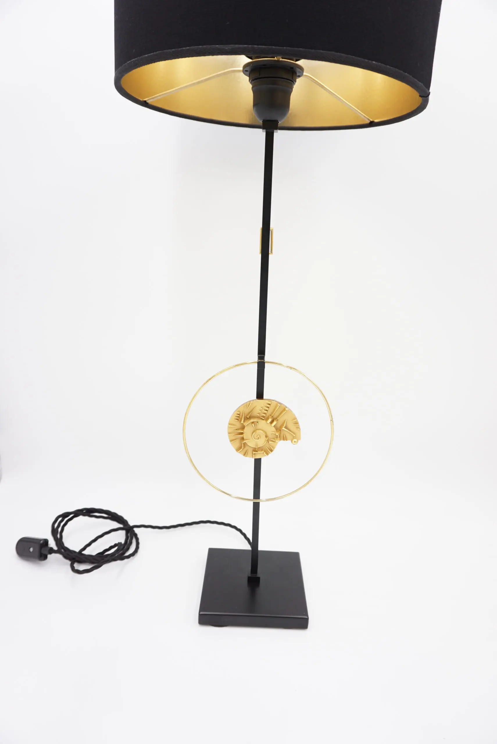 Arnaldo Pomodoro Bronze Sculpture for Borsani,Fixed on a Table Lamp,1985-2021 — photo 12