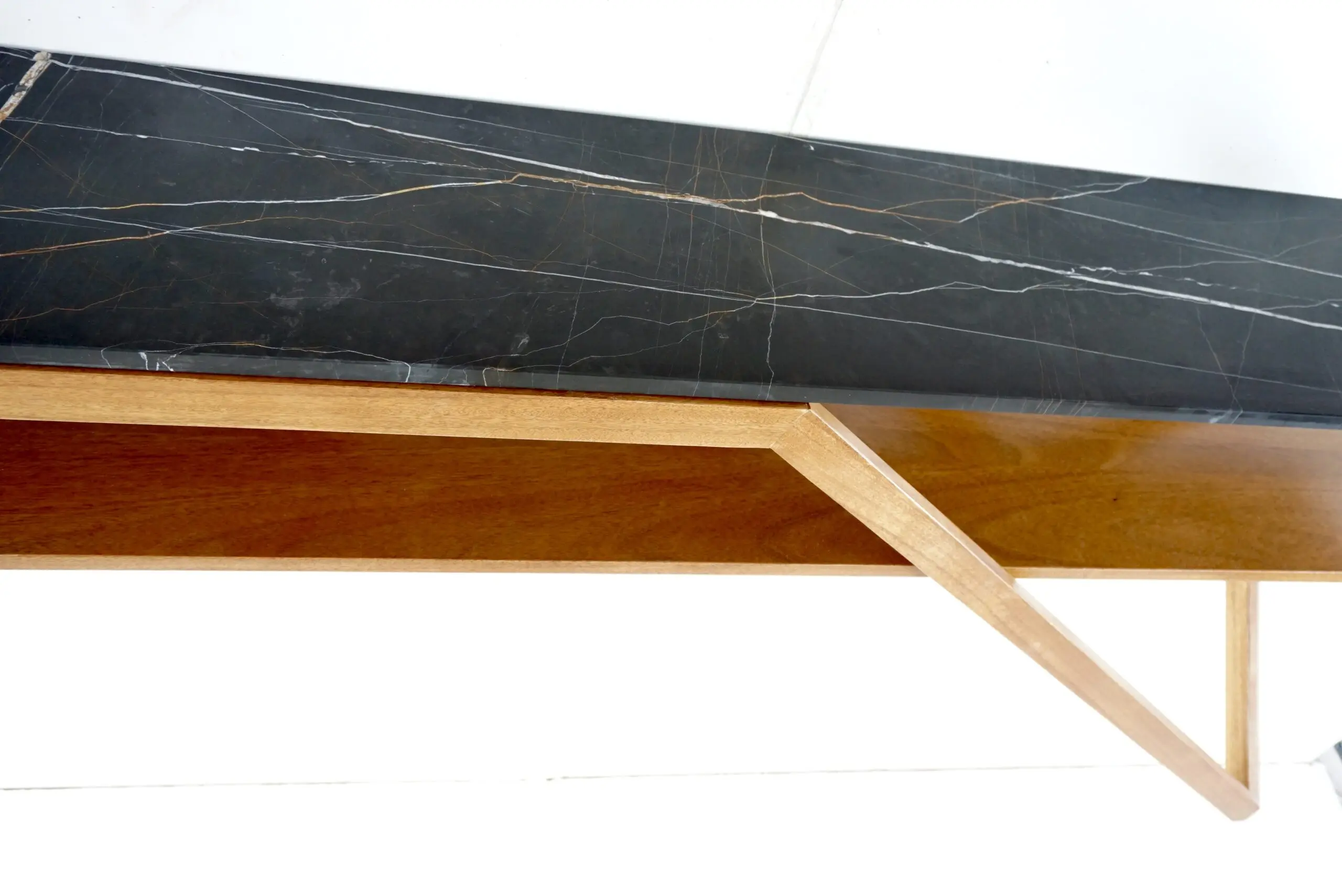 Lorenzo Ciompi "DAFNE" console wall mounted noir doree marble,teak contemporary — photo 16