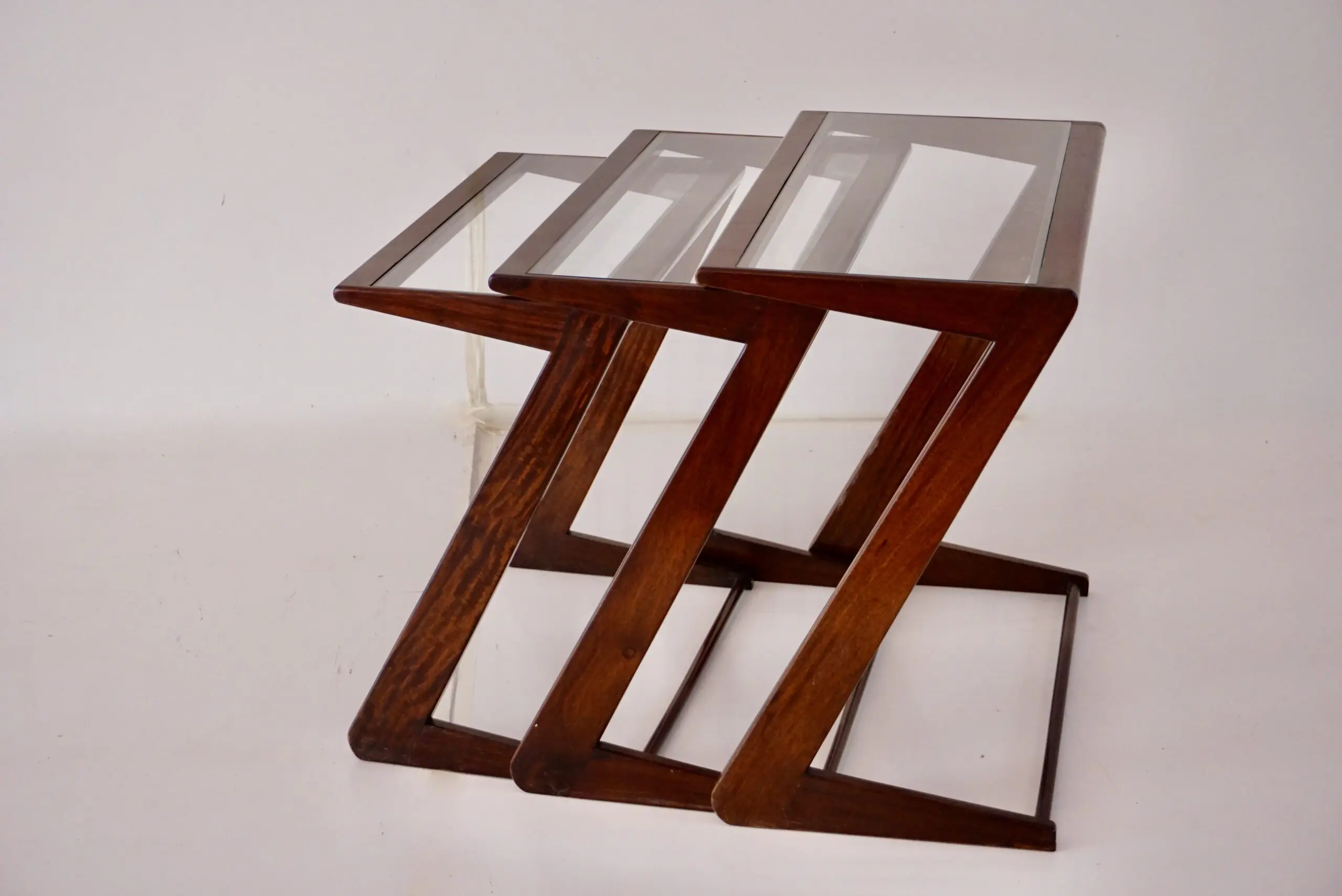 Giuseppe Scapinelli set of three nesting side tables, teak and glass, 1950 — photo 14
