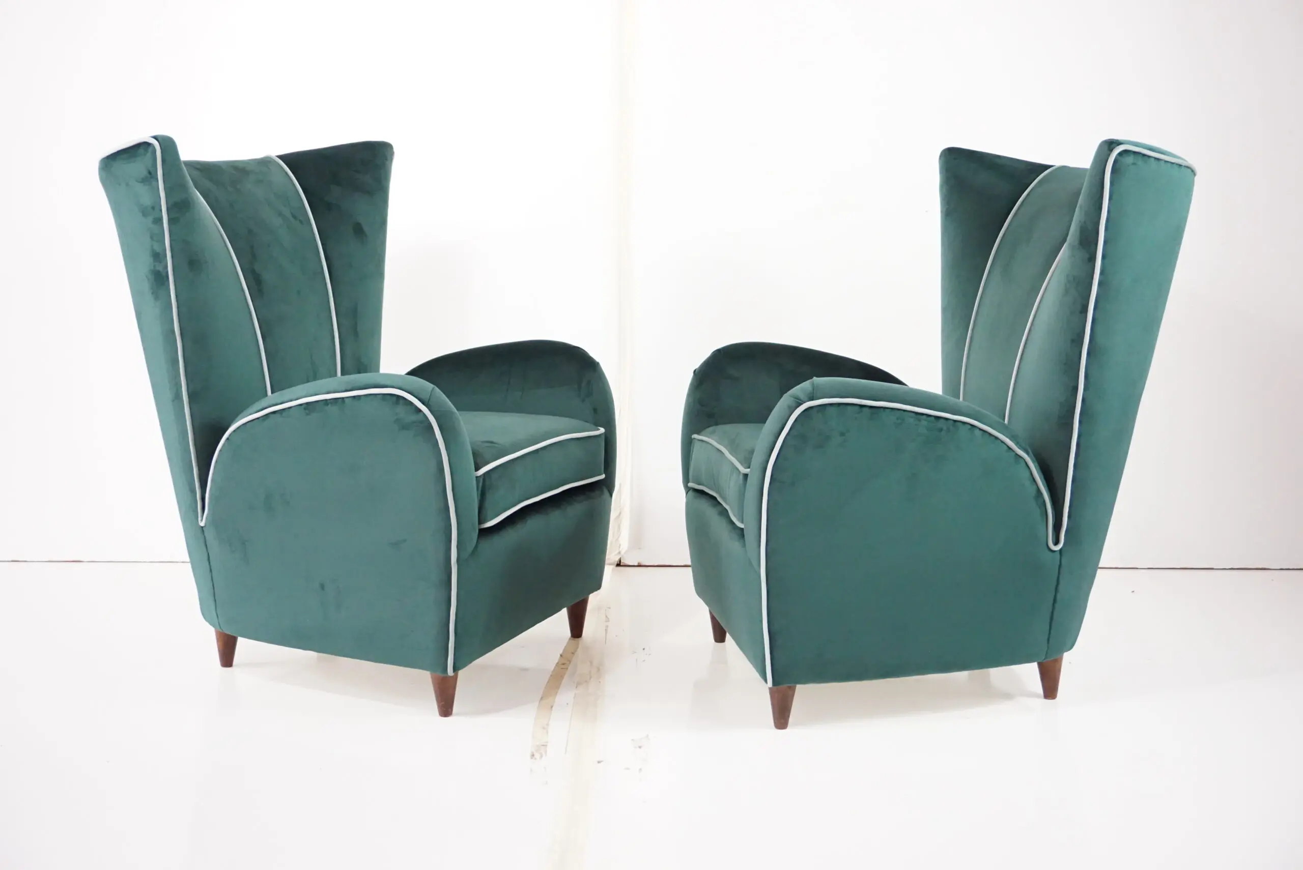 pair of green velvet  Paolo Buffa armchairs,1950 — image 3