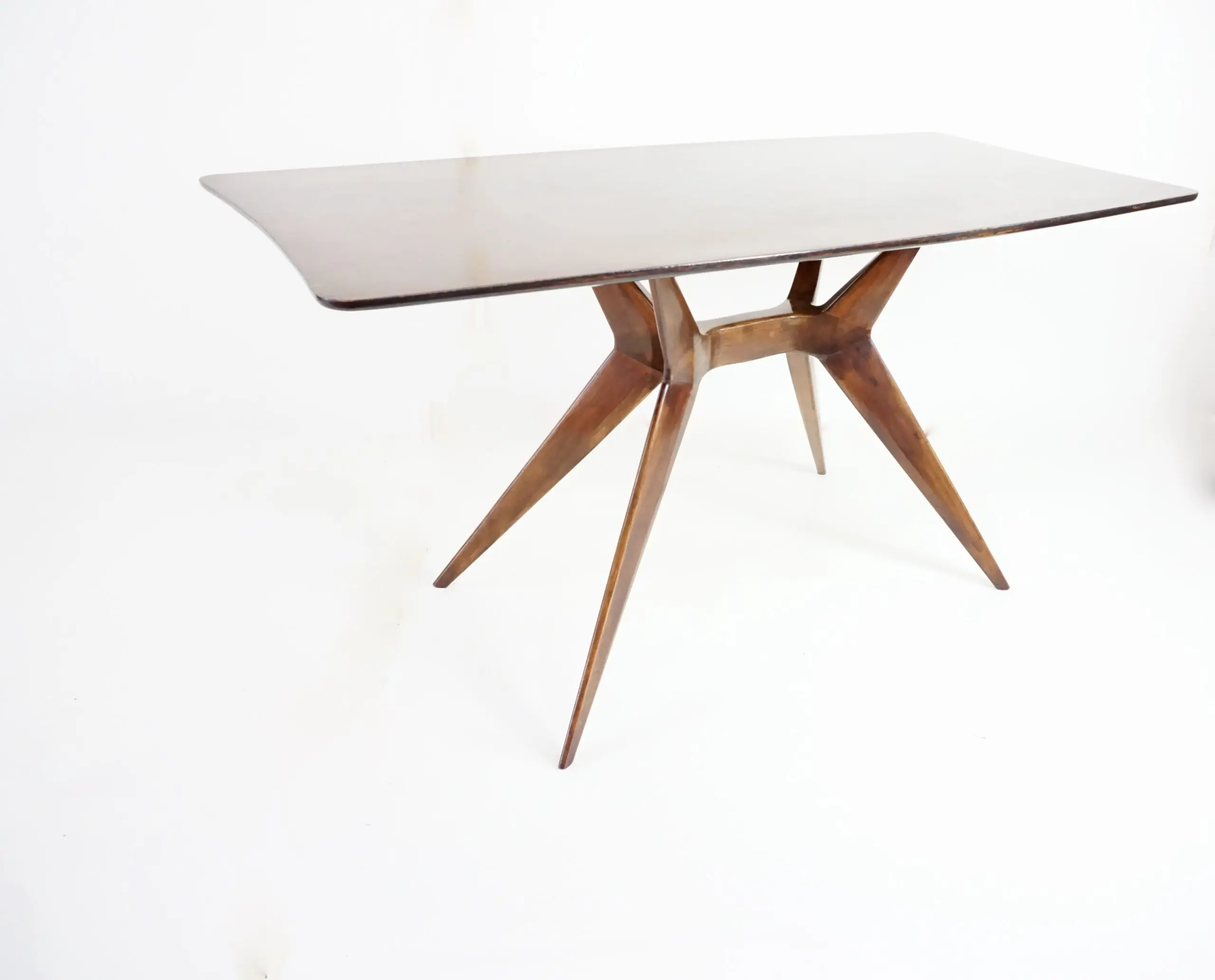 fine Attr. Ico Parisi walnut dining or console table, 1950 — image 3