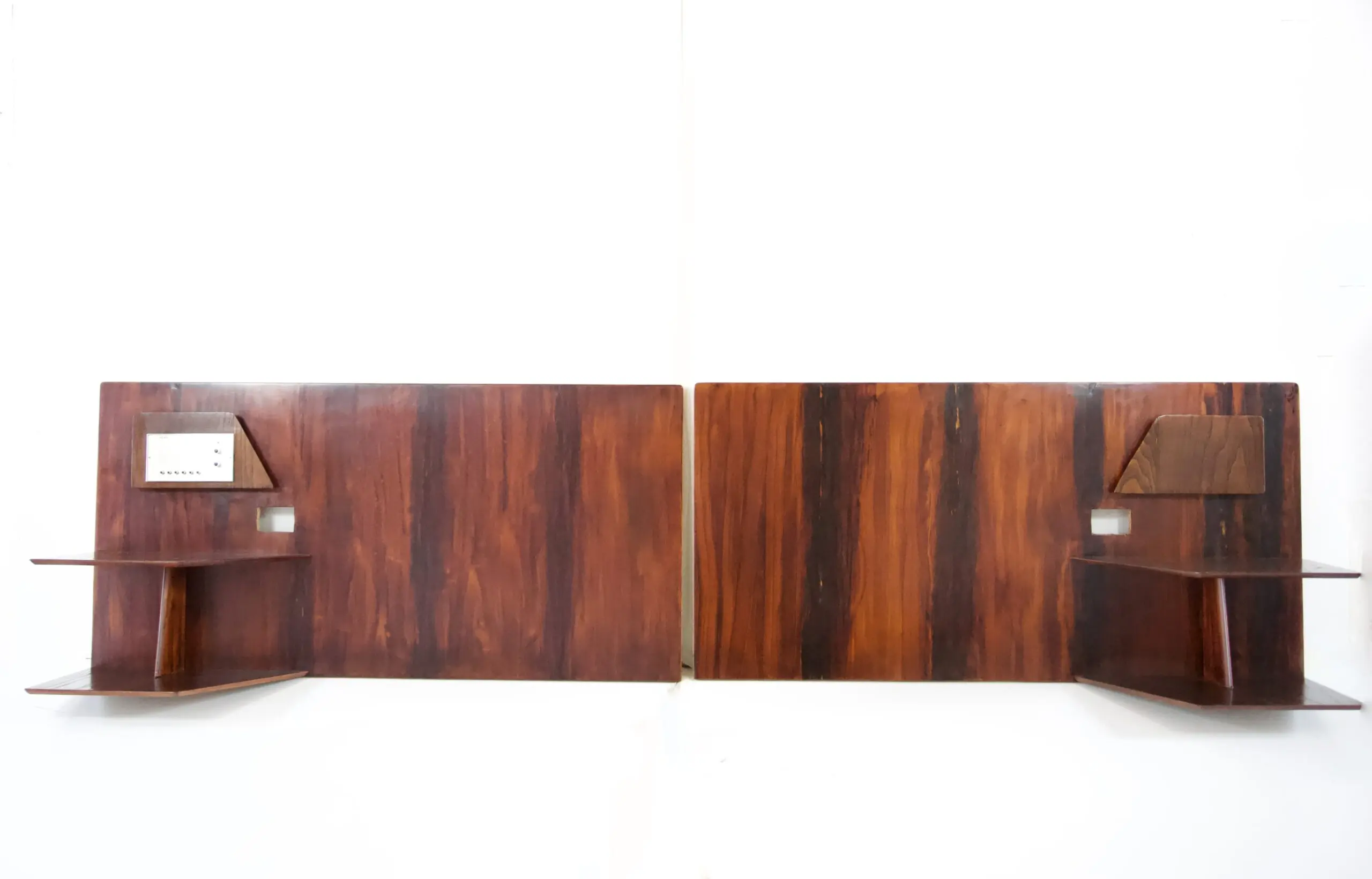Gio Ponti, pair flamed mahogany Headboard, fitted bedside tables, Hotel Royal, 1955 — image 2