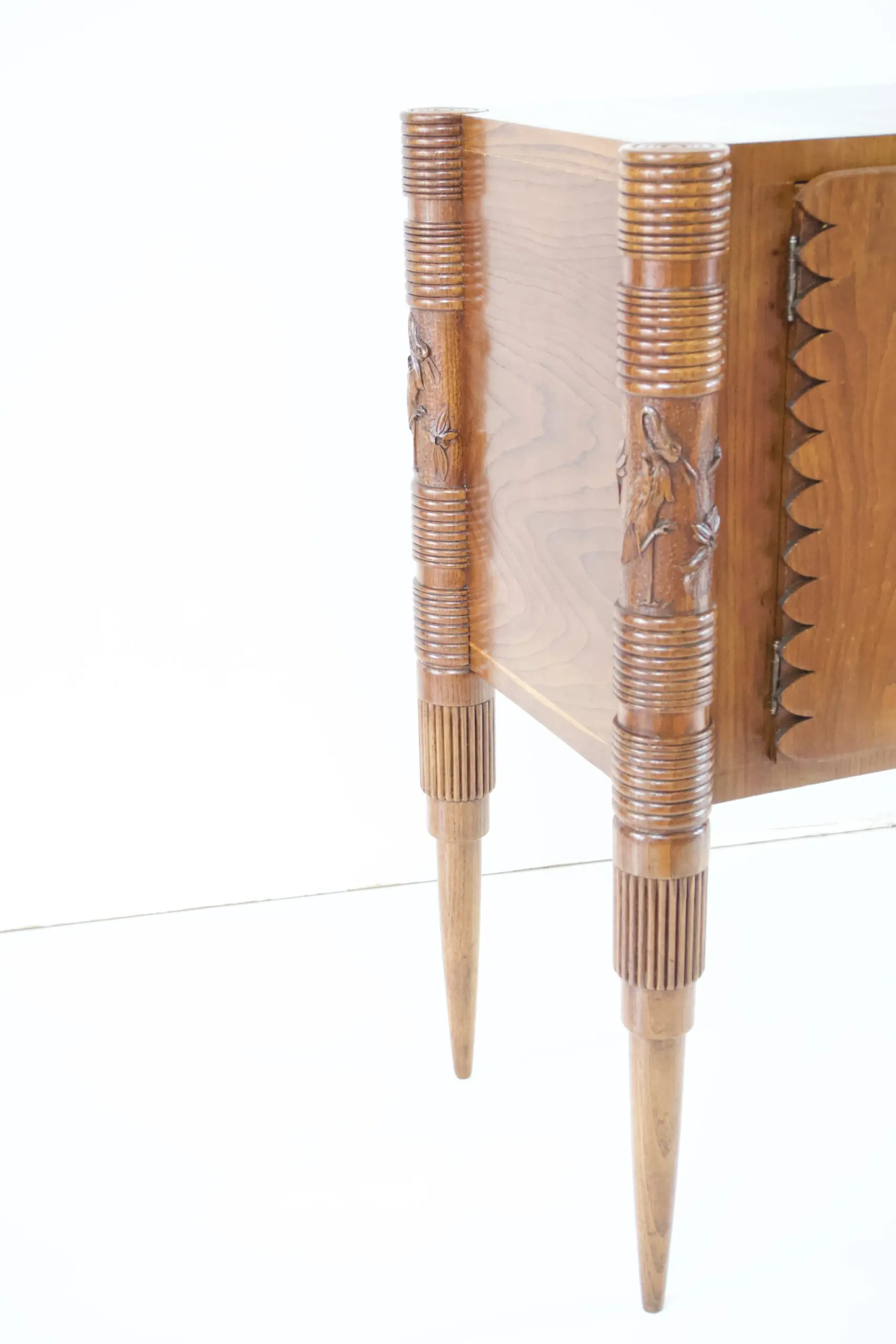 Pierluigi Colli sideboard carved wood, veneered root, two doors, drawers, 1940 — photo 5