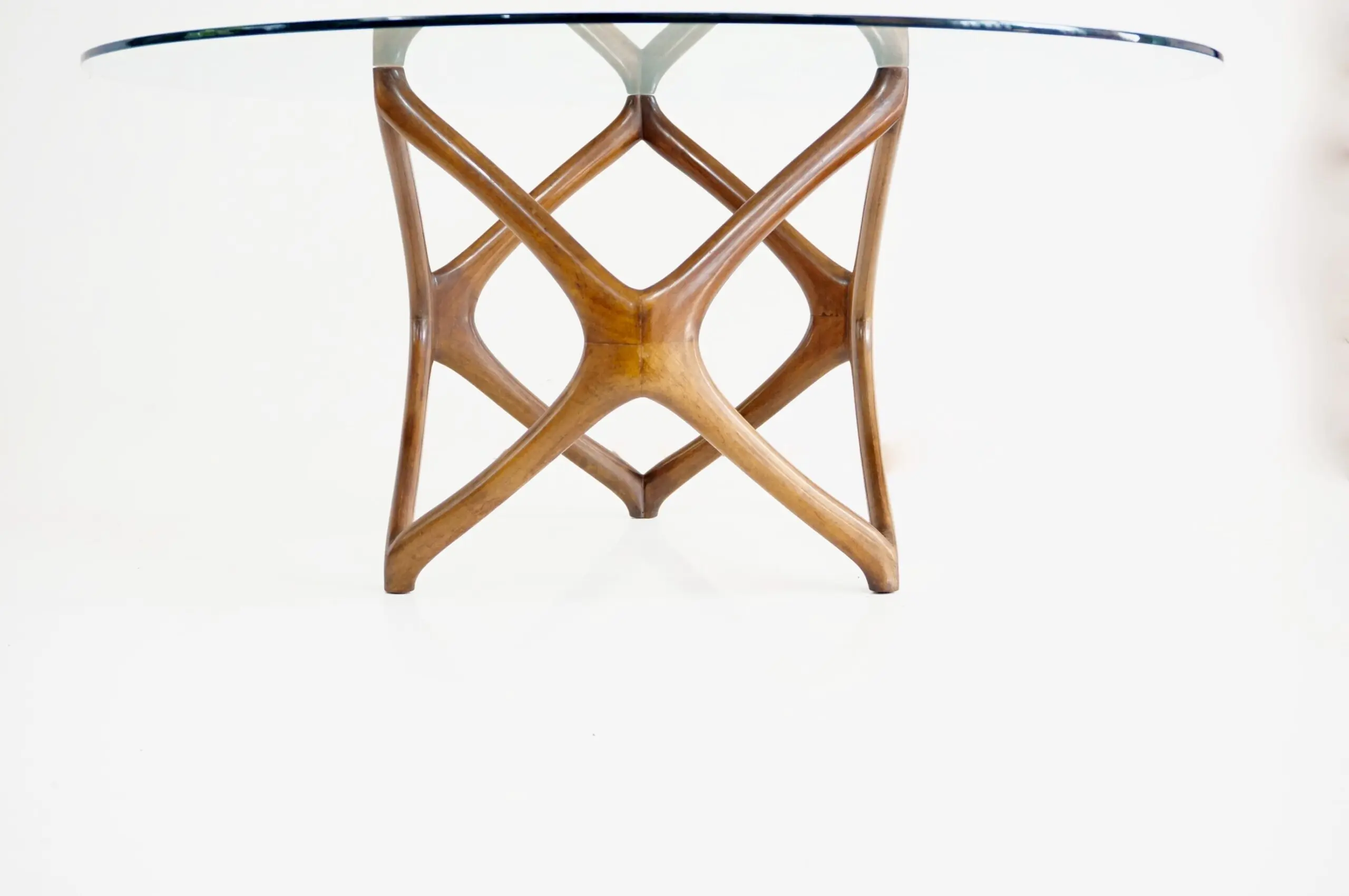 Pierluigi Giordani round coffee table, carved wood and crystal top, 1950 — photo 4