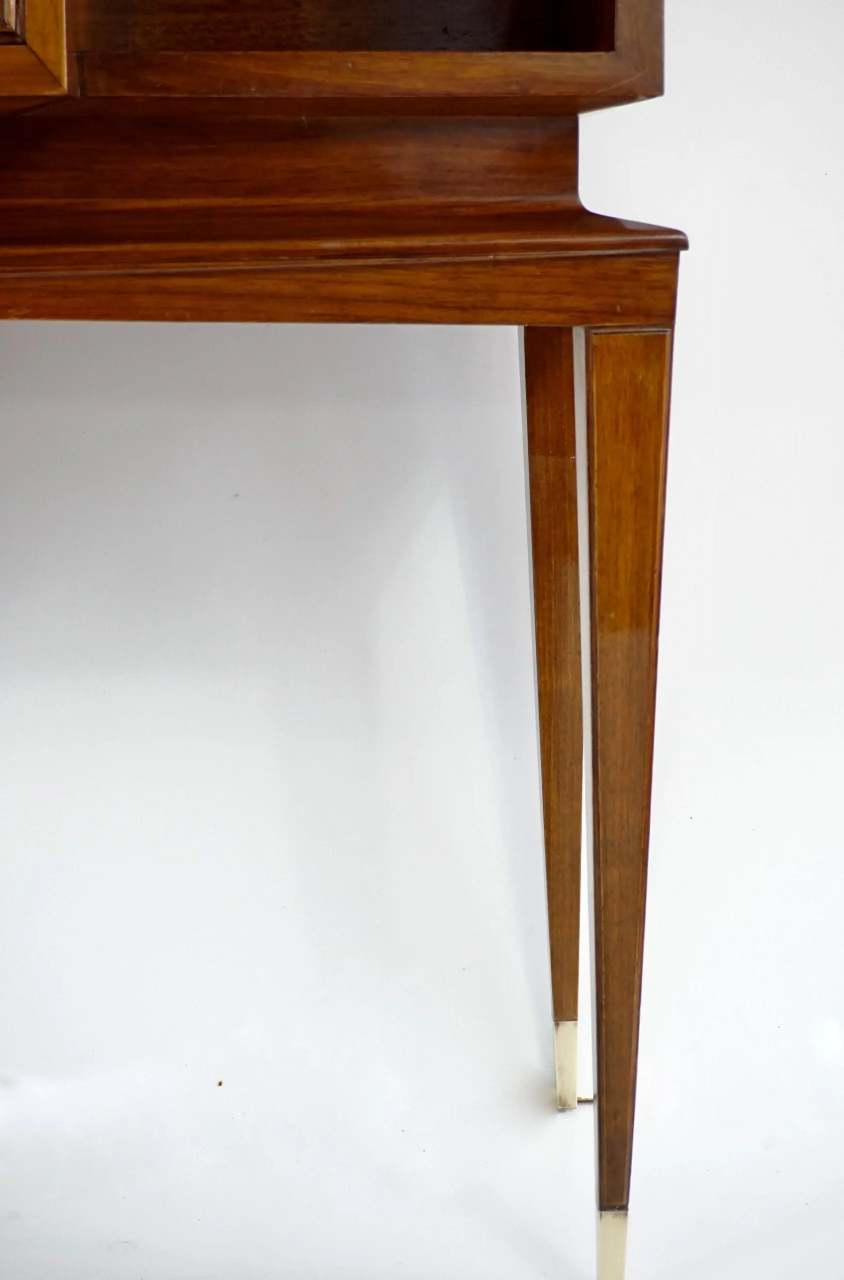 Tomaso Buzzi and Emilio Lancia attr. bookcase cabinet veneered root walnut, 1940 — photo 5