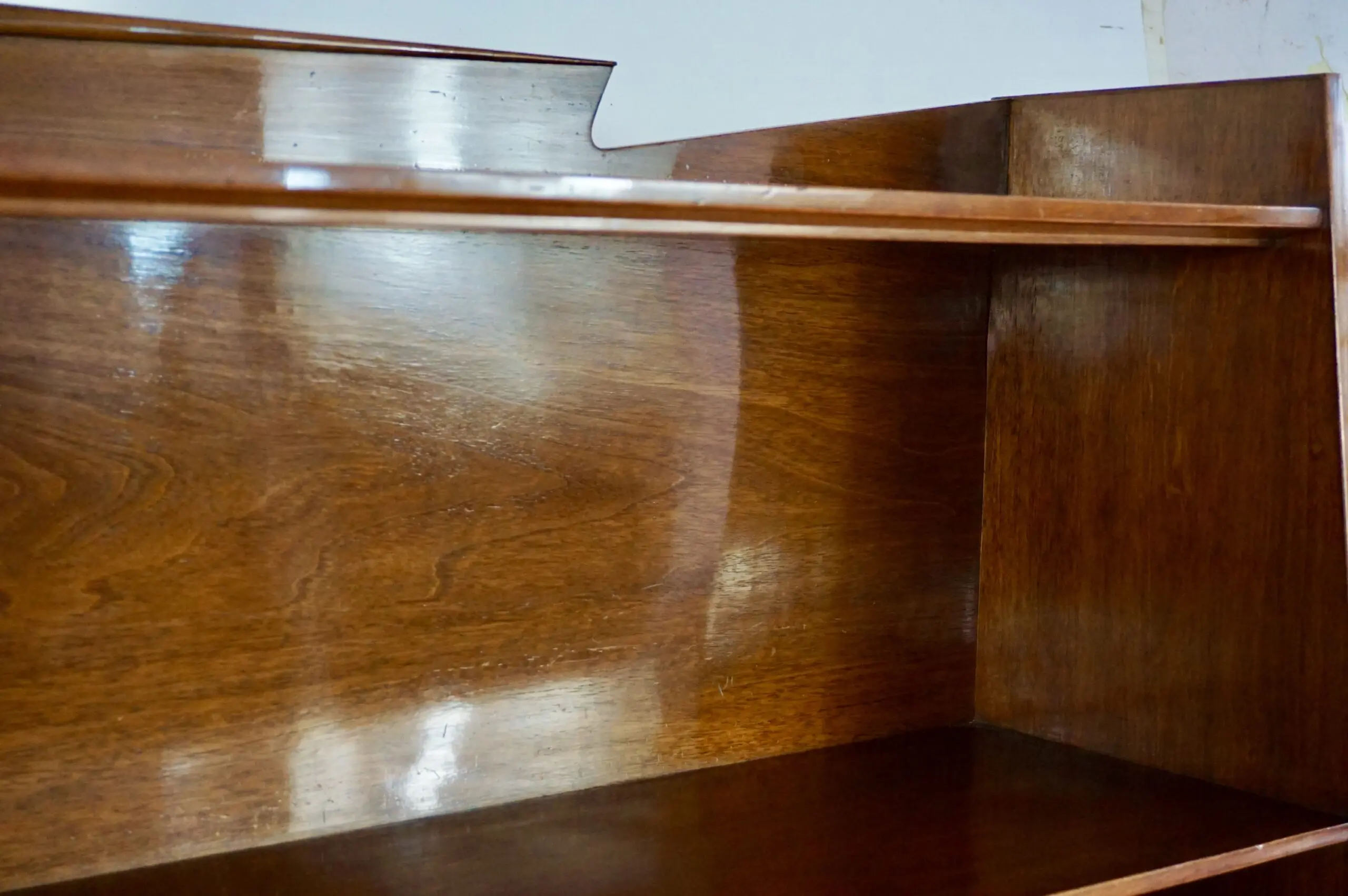 Tomaso Buzzi and Emilio Lancia attr. bookcase cabinet veneered root walnut, 1940 — photo 22