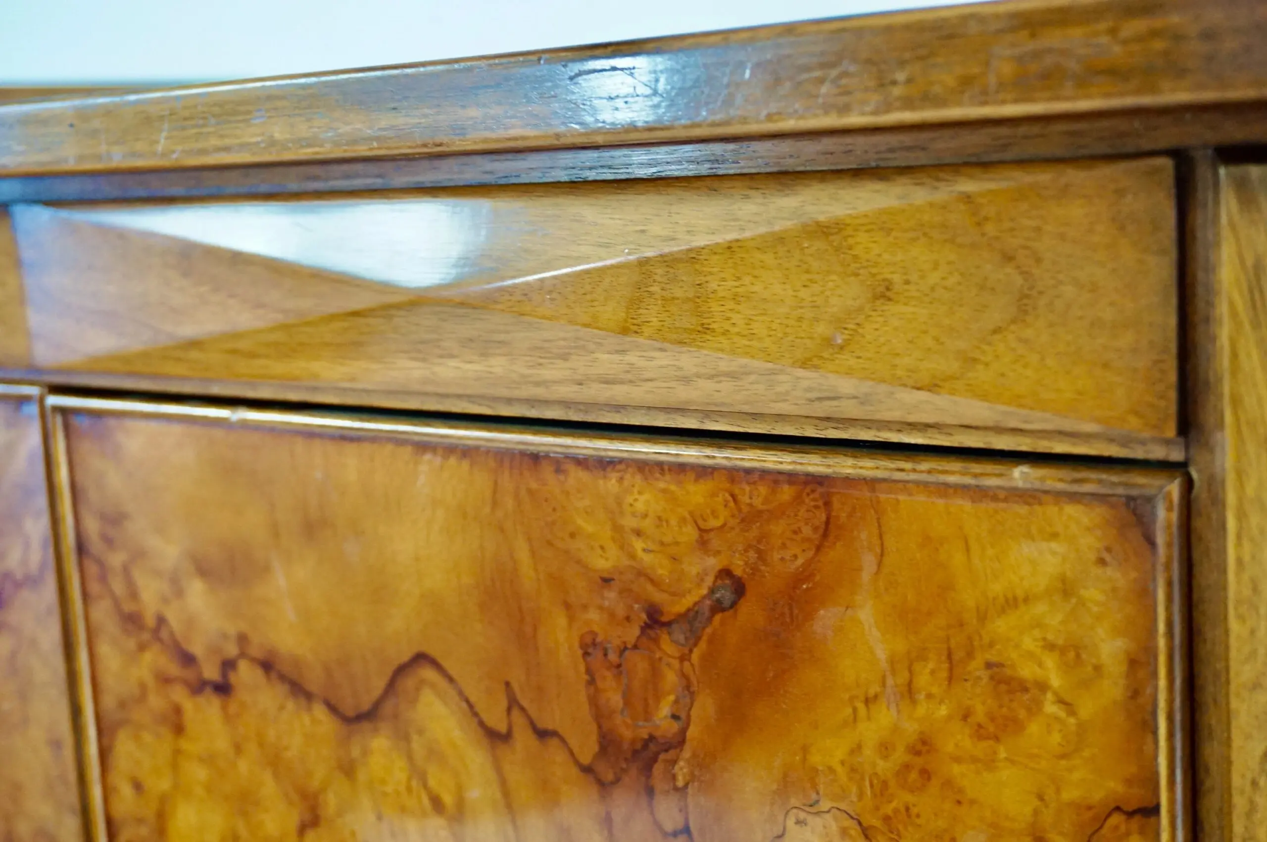 Tomaso  Buzzi & Emilio Lancia att. briar root unique six doors sideboard, 1940 — photo 9