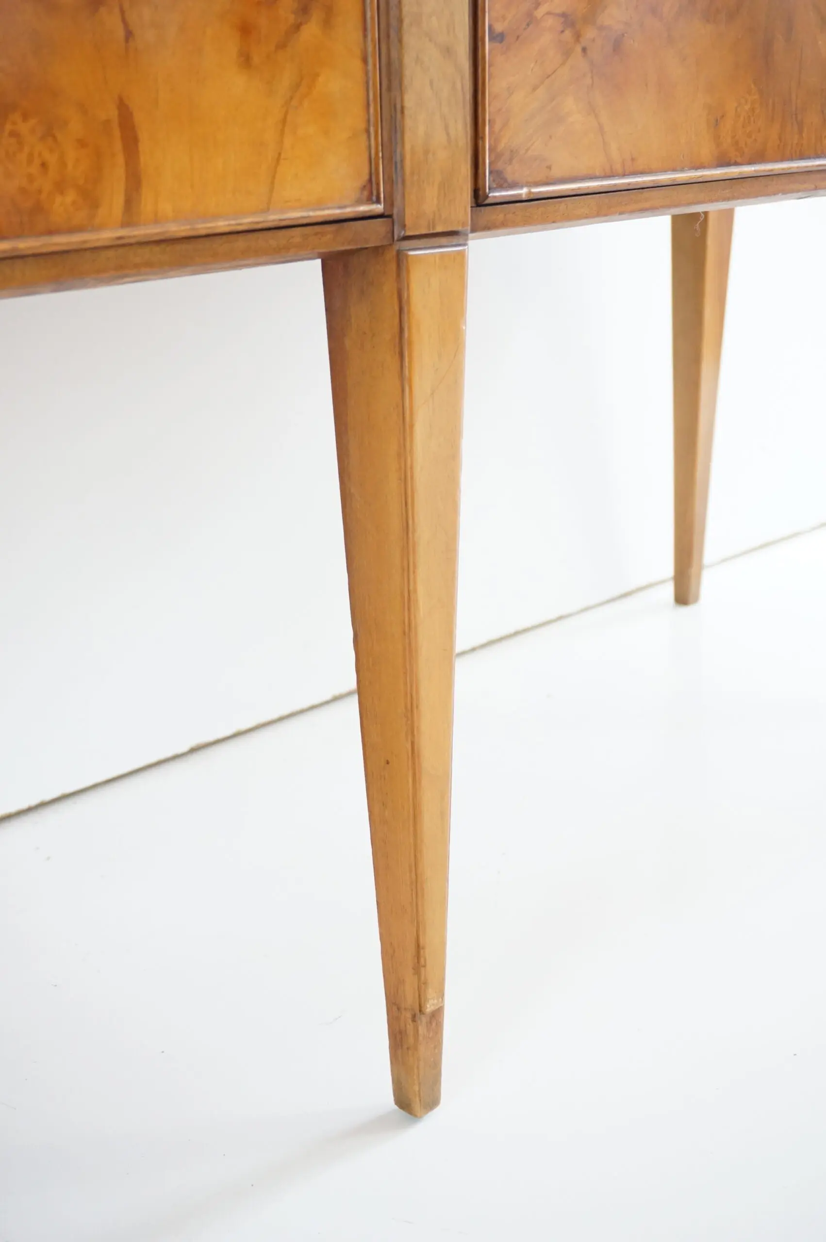 Tomaso  Buzzi & Emilio Lancia att. briar root unique six doors sideboard, 1940 — photo 11