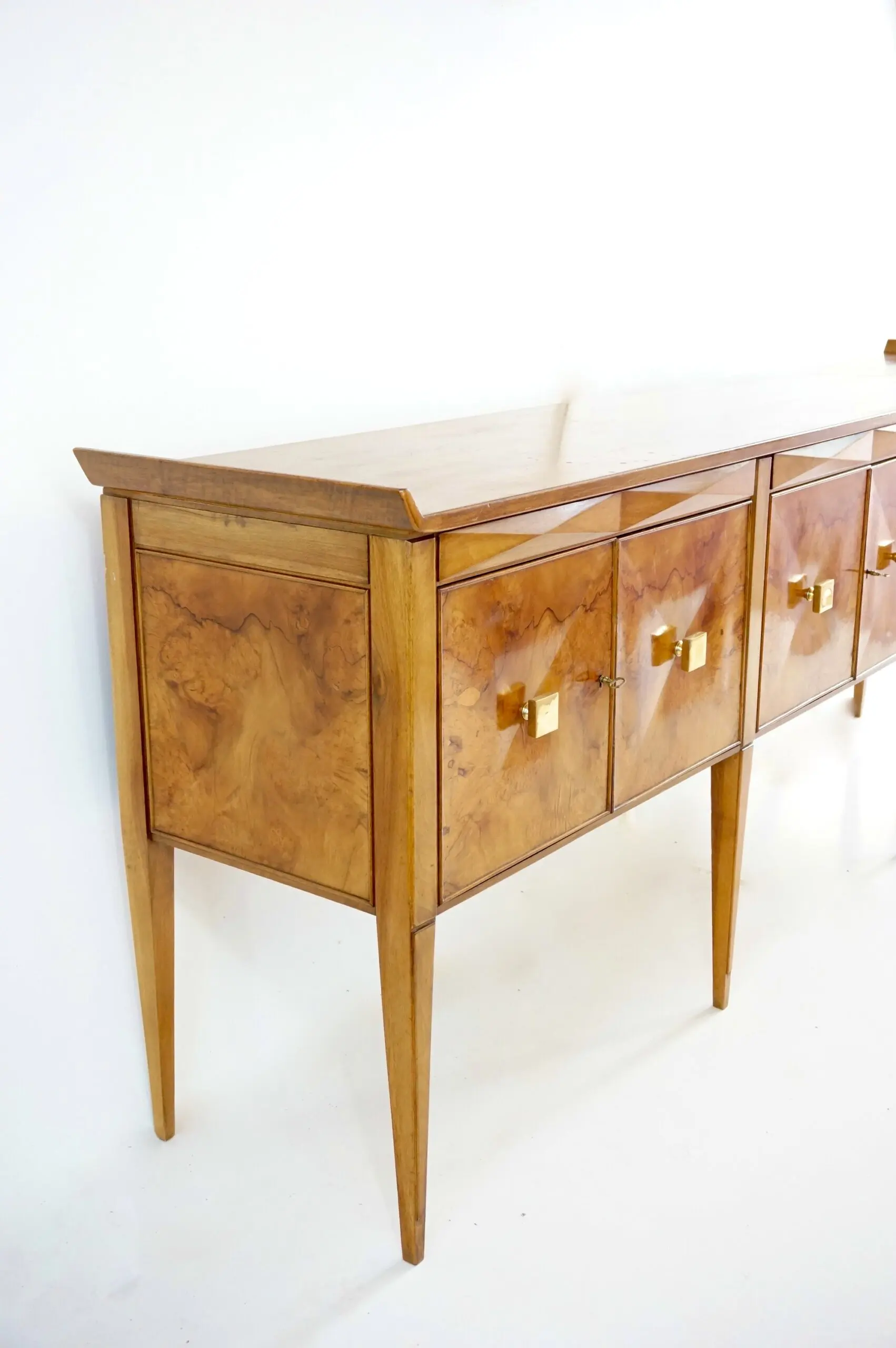Tomaso  Buzzi & Emilio Lancia att. briar root unique six doors sideboard, 1940 — photo 4