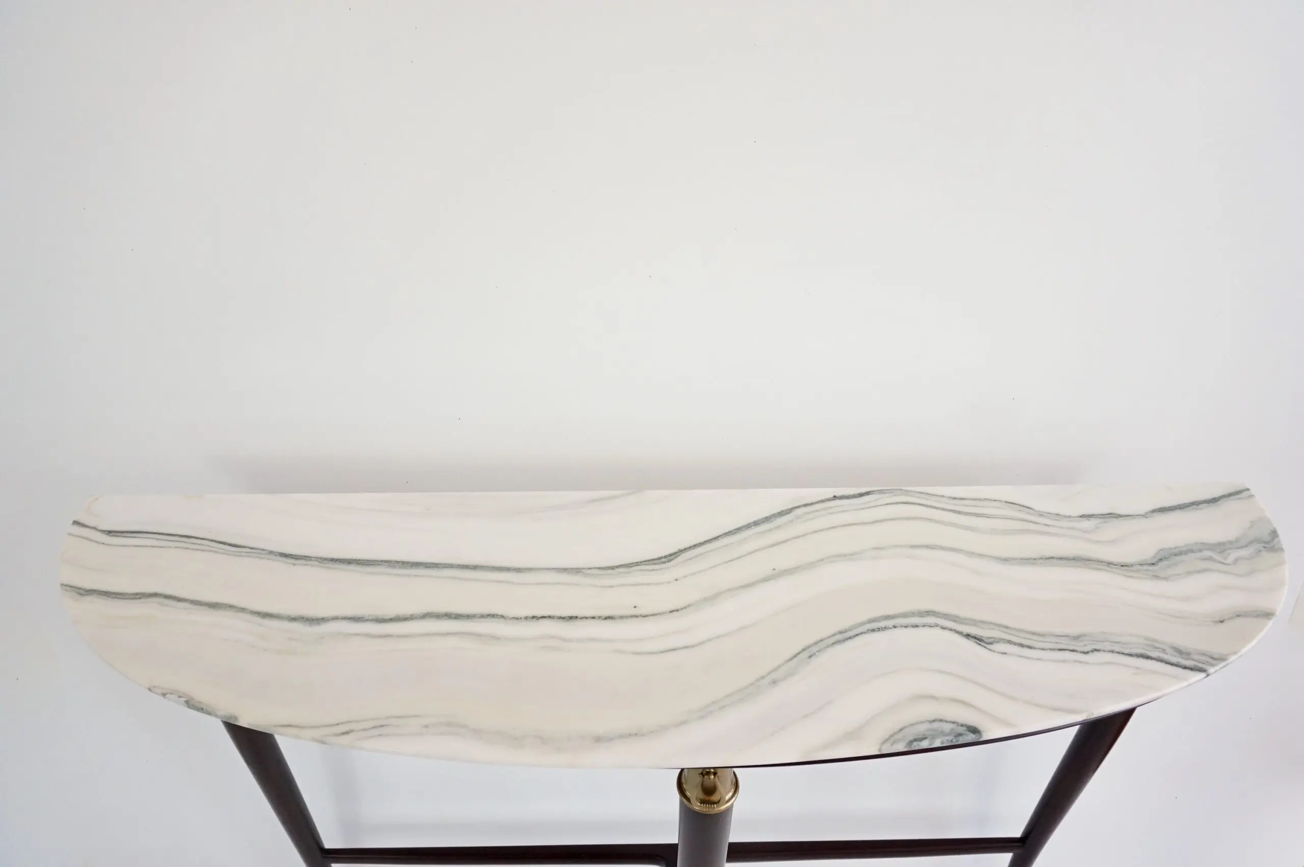 large Paolo Buffa demi-lune console, marble top, bronze details, three feet 1940 — photo 10