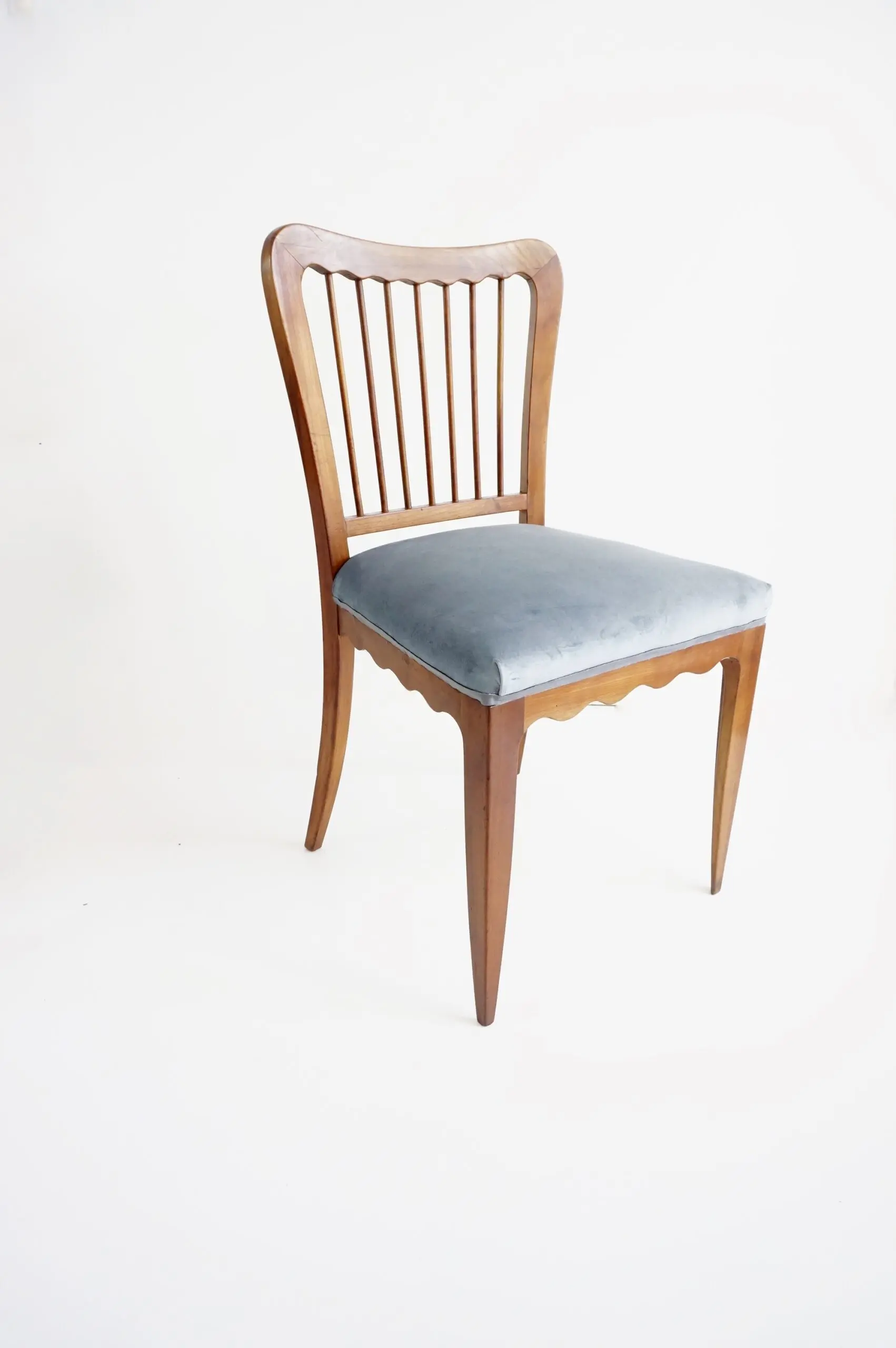 set of six cherrywood Paolo Buffa ondulations dining chairs, 1950 — image 3