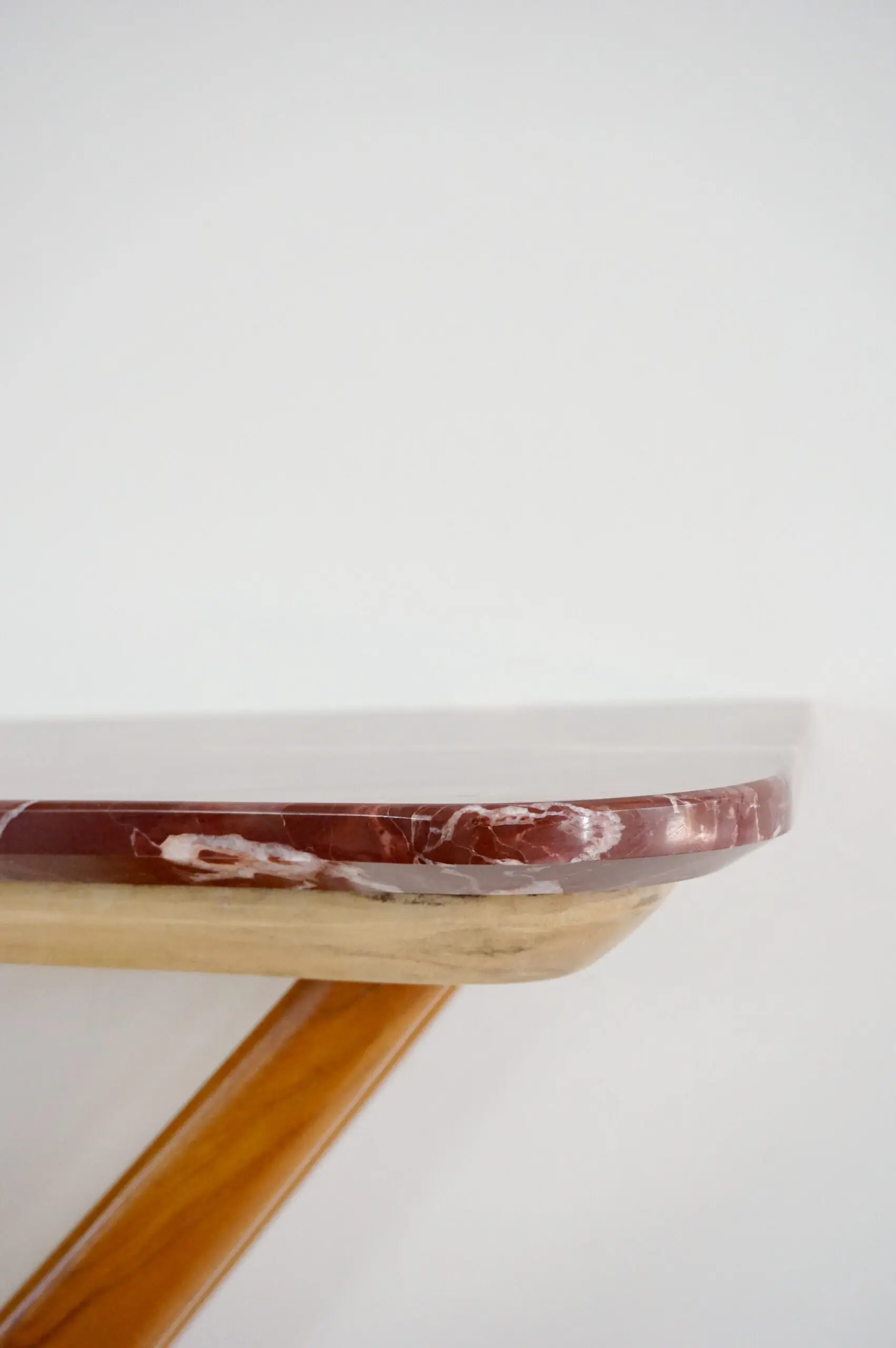 large Studio B.B.P.R. walnut and red  marble top console, double X shaped, 1944 — photo 14