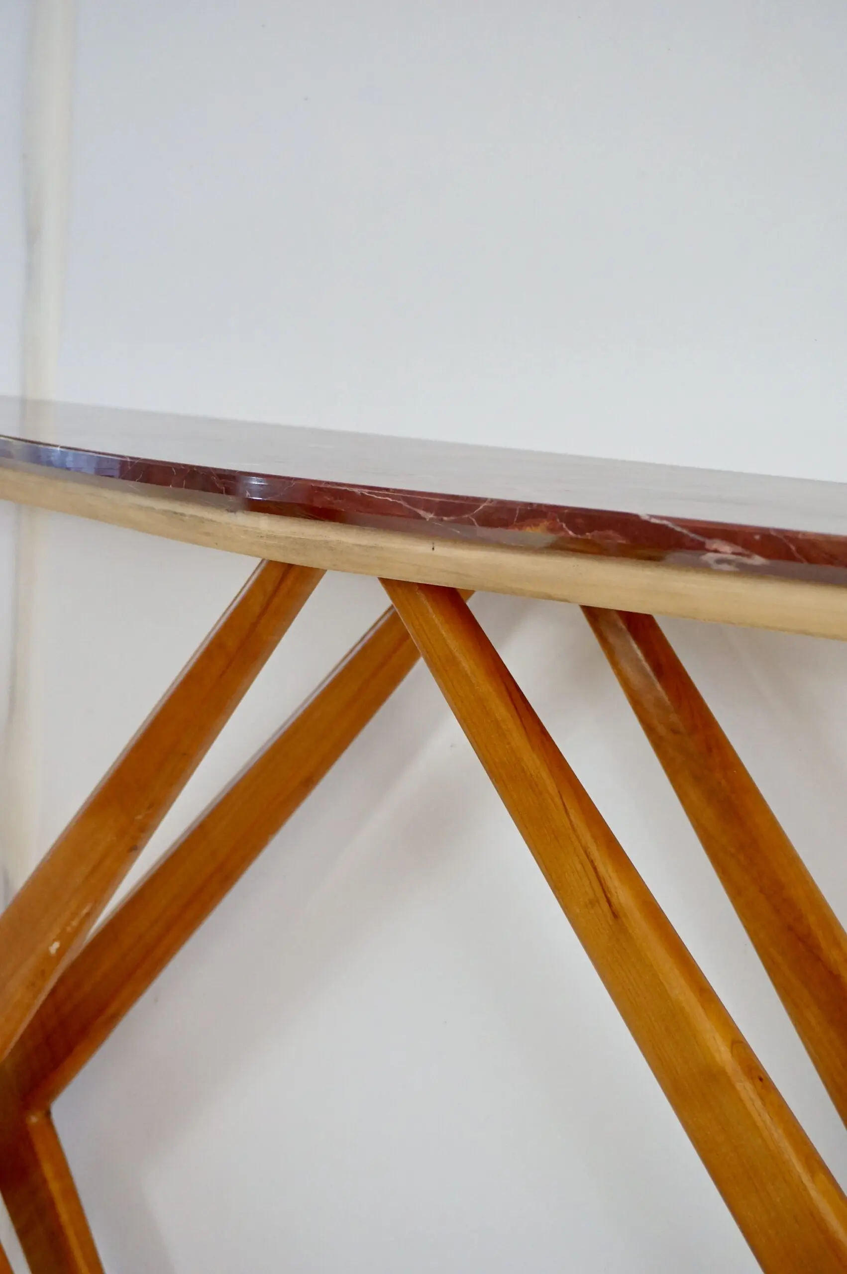 large Studio B.B.P.R. walnut and red  marble top console, double X shaped, 1944 — photo 15