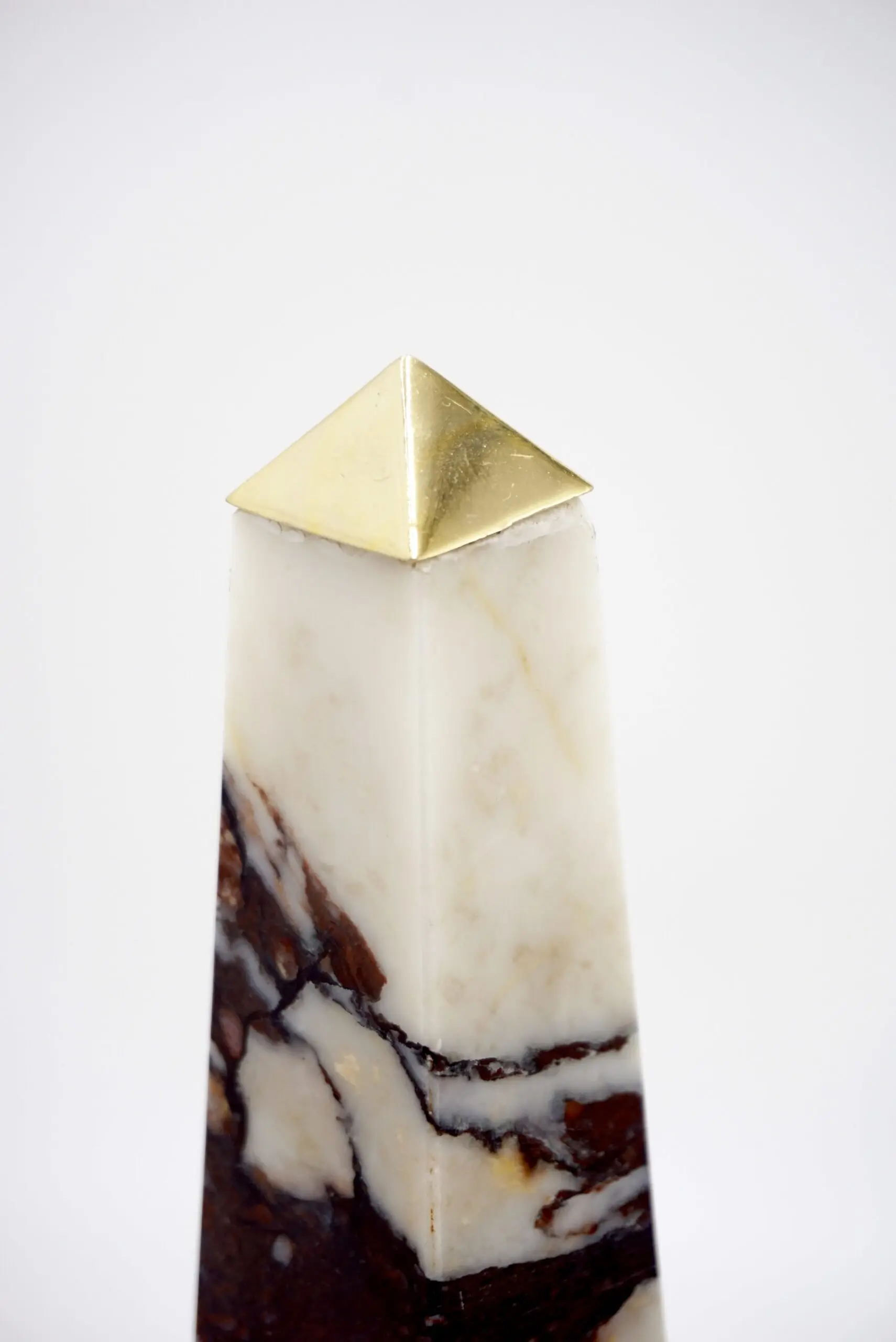 Pair of Breccia Medicea Marble and Bronze Obelisks, "Crabs", Limit.Edition 2018 — photo 9