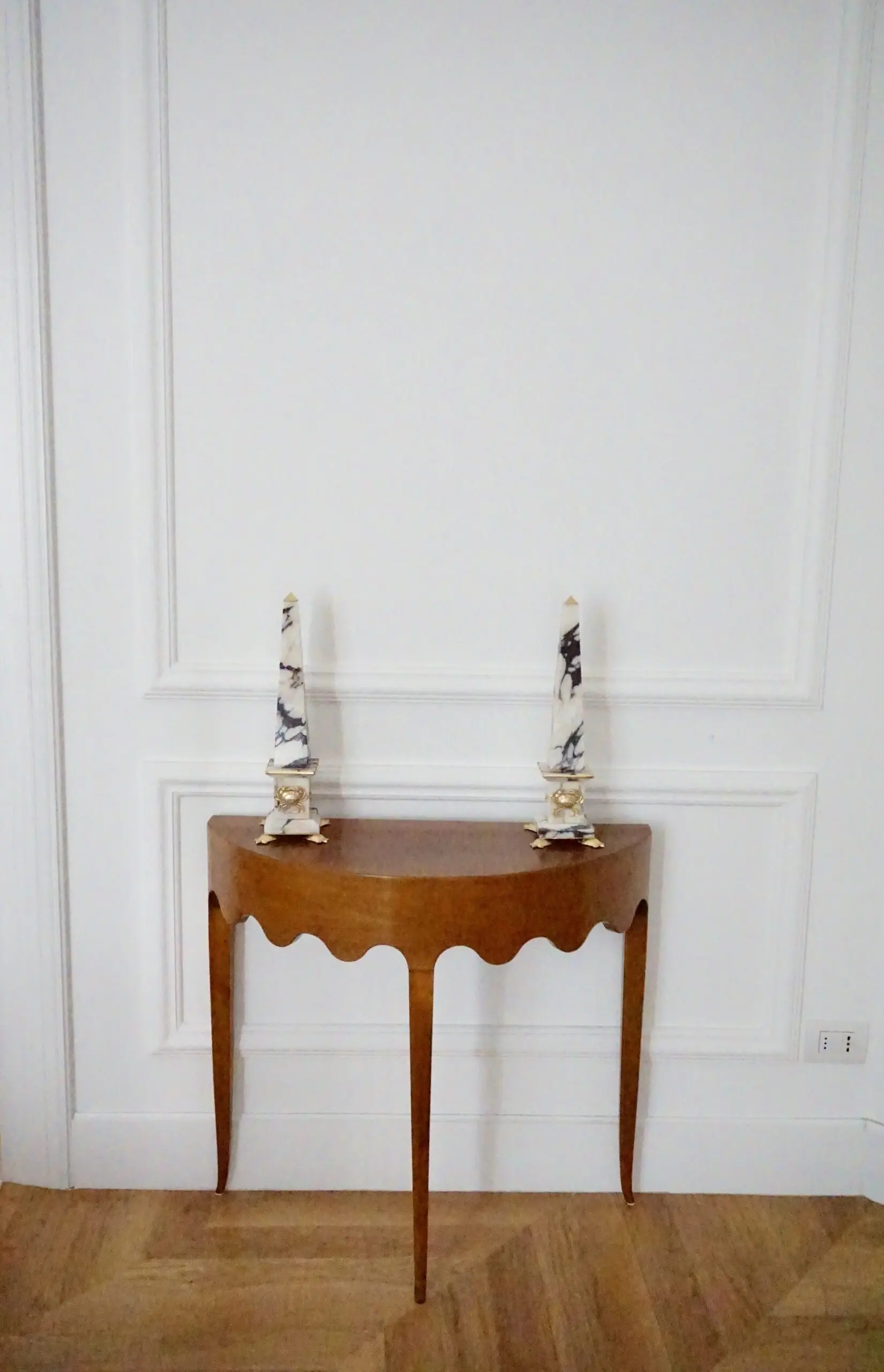 Pair of Breccia Medicea Marble and Bronze Obelisks, "Crabs", Limit.Edition 2018 — photo 13