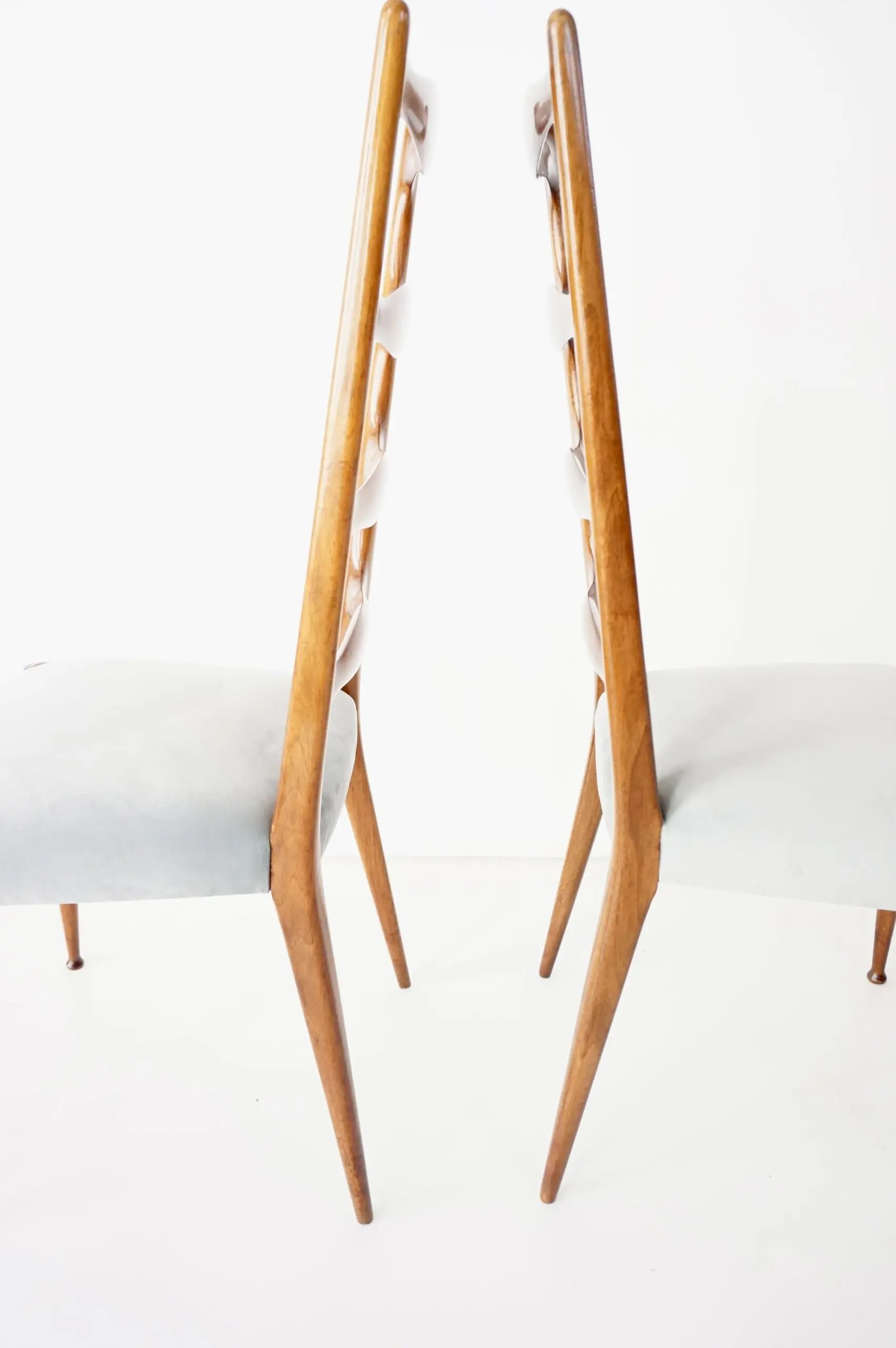 set of 8 Paolo Buffa fine high dining chairs, walnut and velvet ,  1950 — photo 4