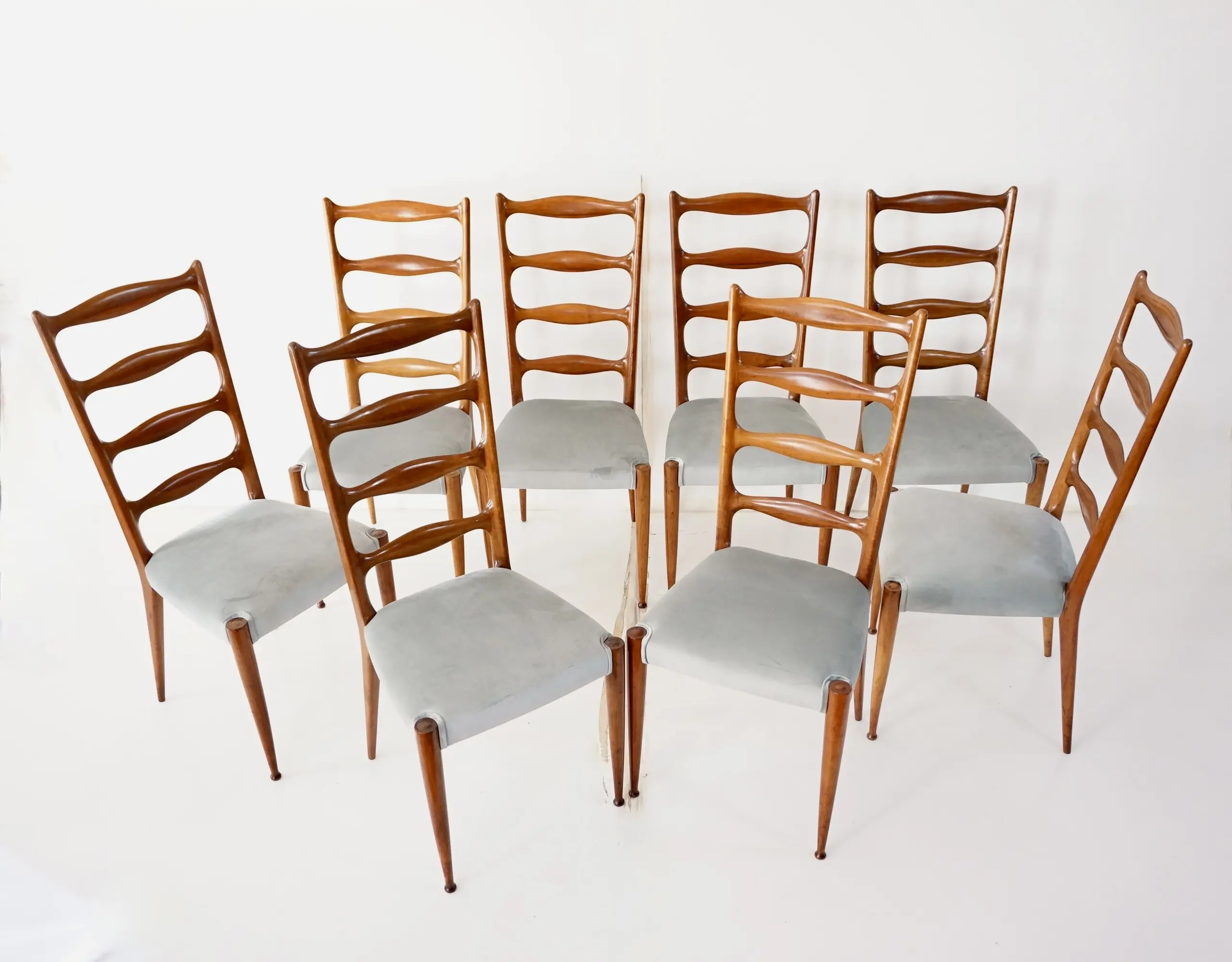 set of 8 Paolo Buffa fine high dining chairs, walnut and velvet ,  1950 — image 2