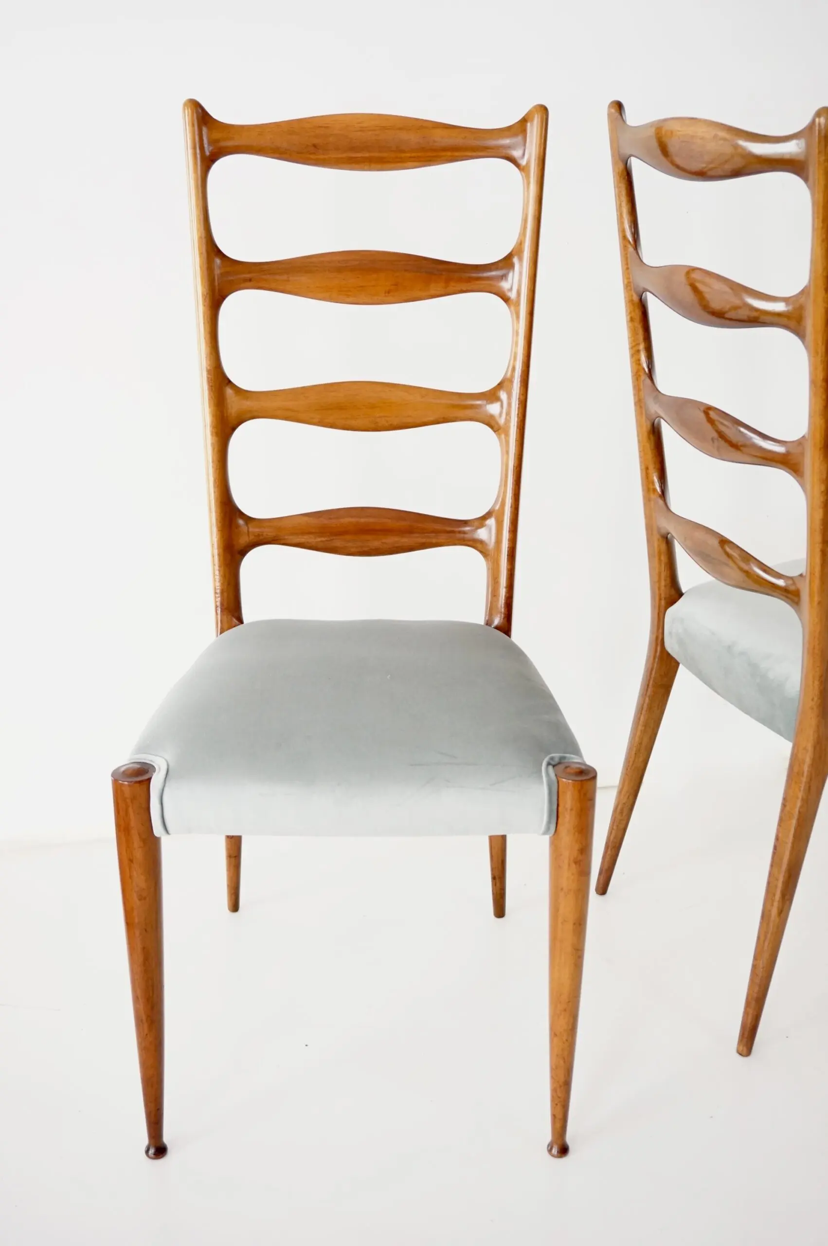 set of 8 Paolo Buffa fine high dining chairs, walnut and velvet ,  1950 — photo 5