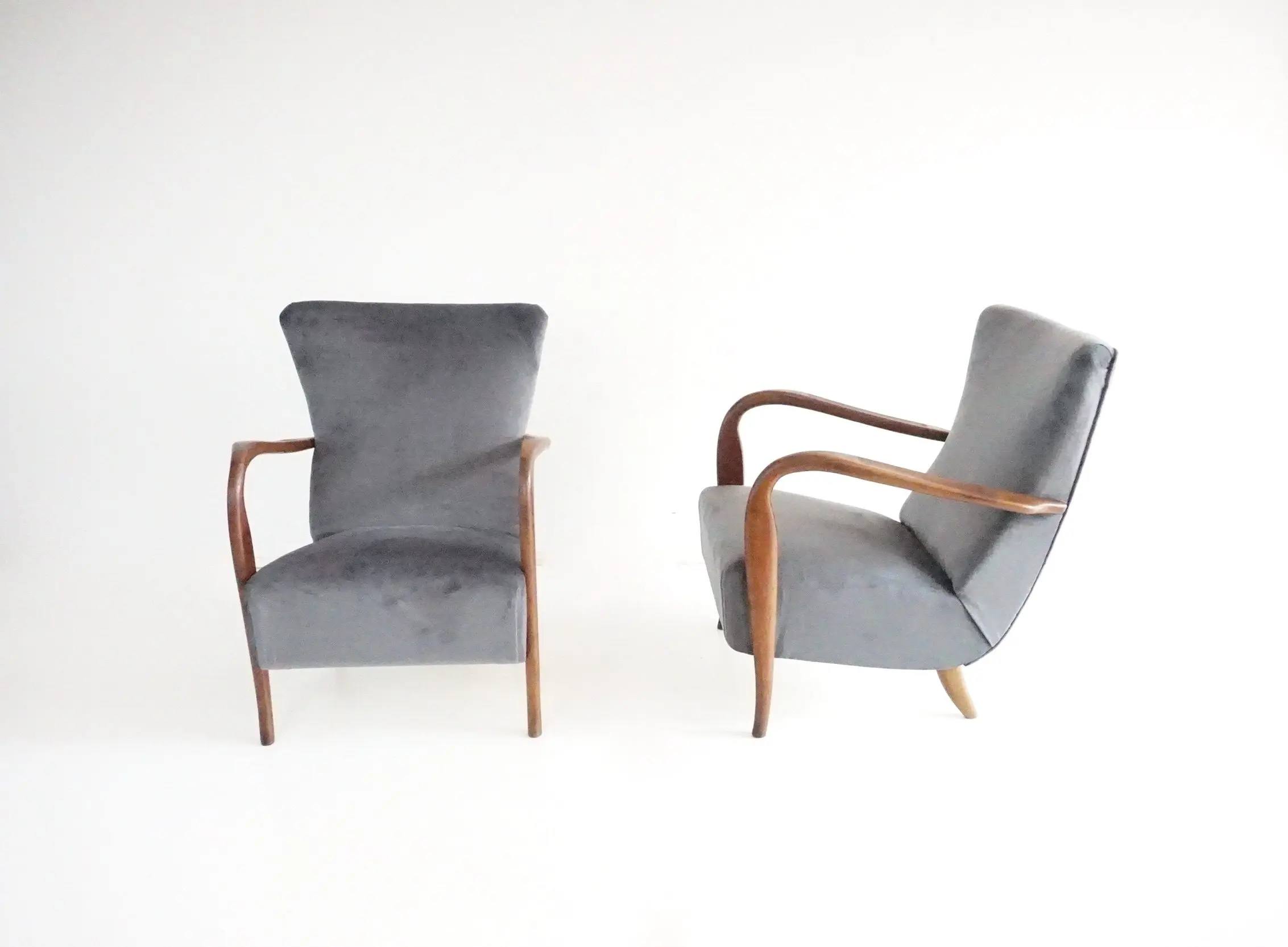 pair of wood and grey velvet armchairs mod. 401 from Cassina, Meda, 1940 — photo 5