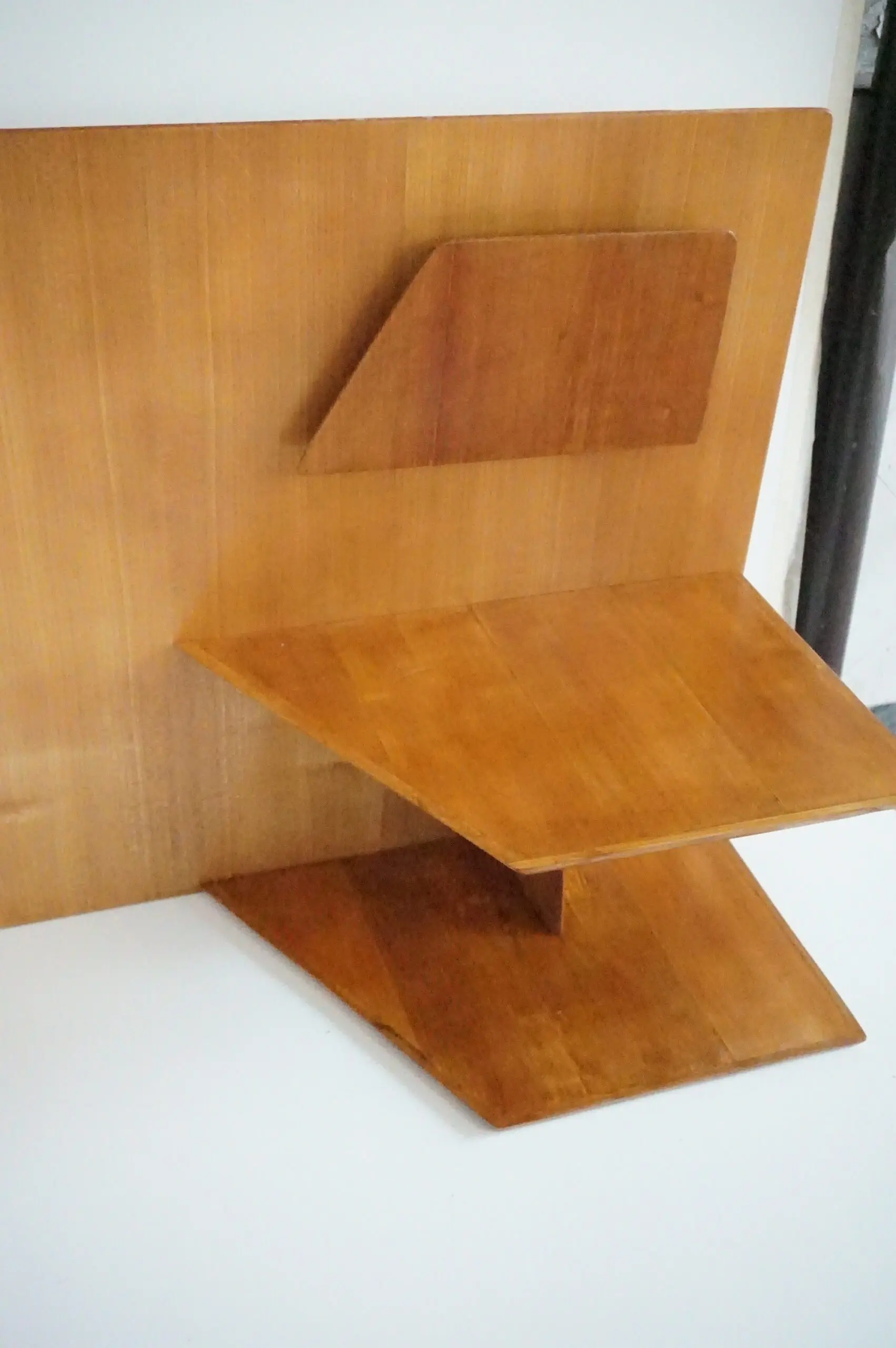 Gio Ponti pair of rare elm wood Headboards fitted bedside tables, Hotel Royal, 1955 — photo 13