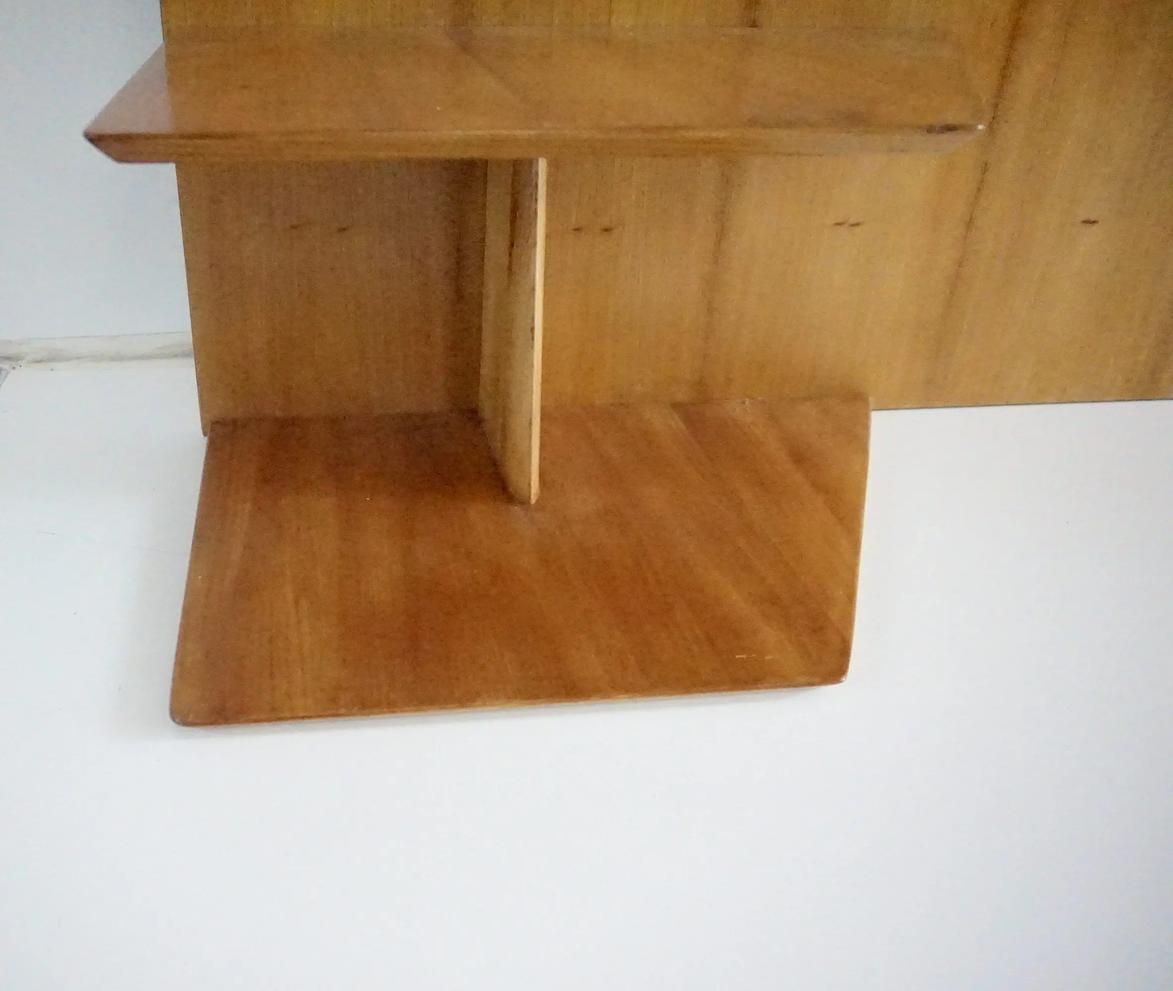 Gio Ponti pair of rare elm wood Headboards fitted bedside tables, Hotel Royal, 1955 — photo 17