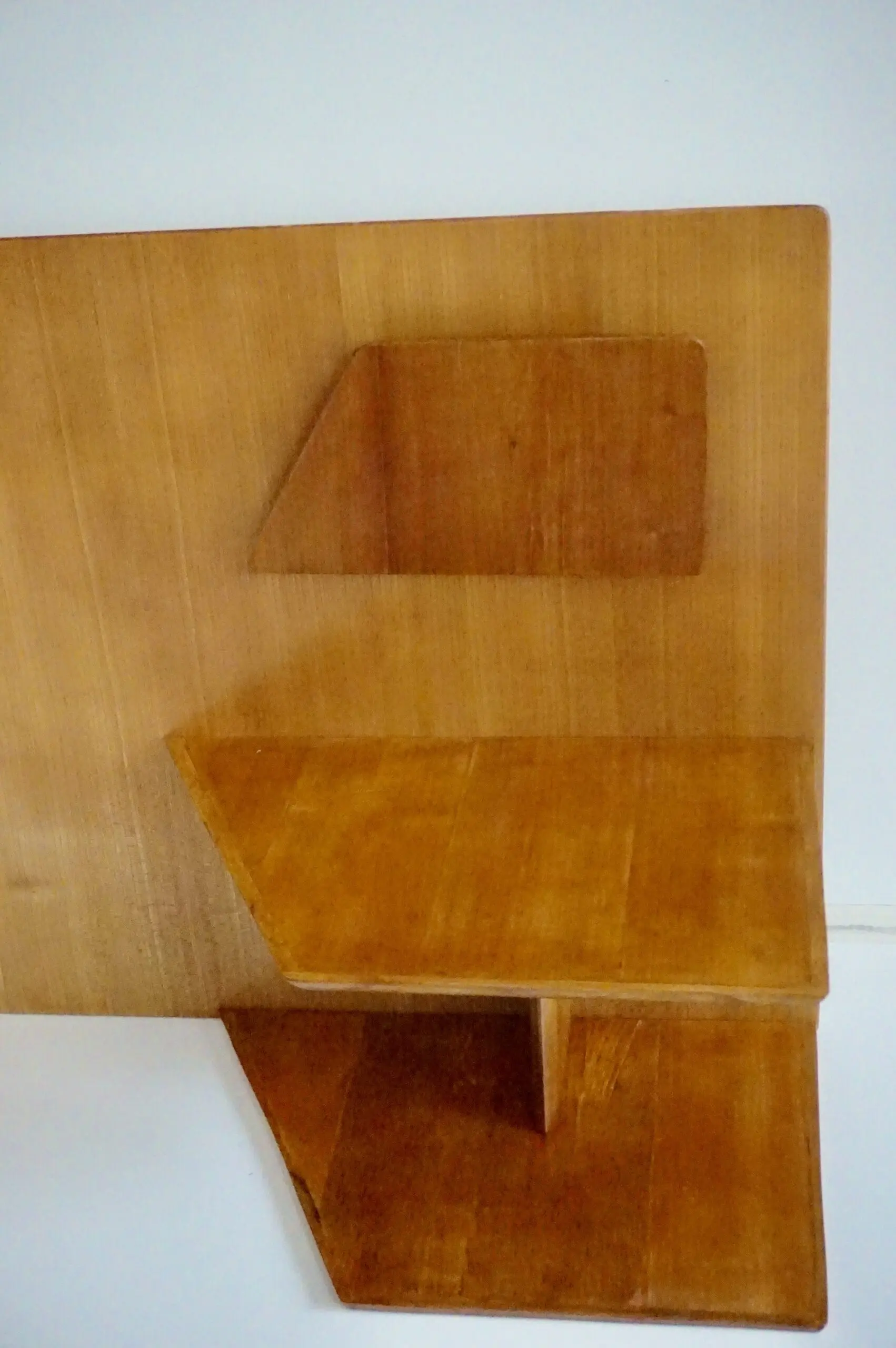 Gio Ponti pair of rare elm wood Headboards fitted bedside tables, Hotel Royal, 1955 — photo 8