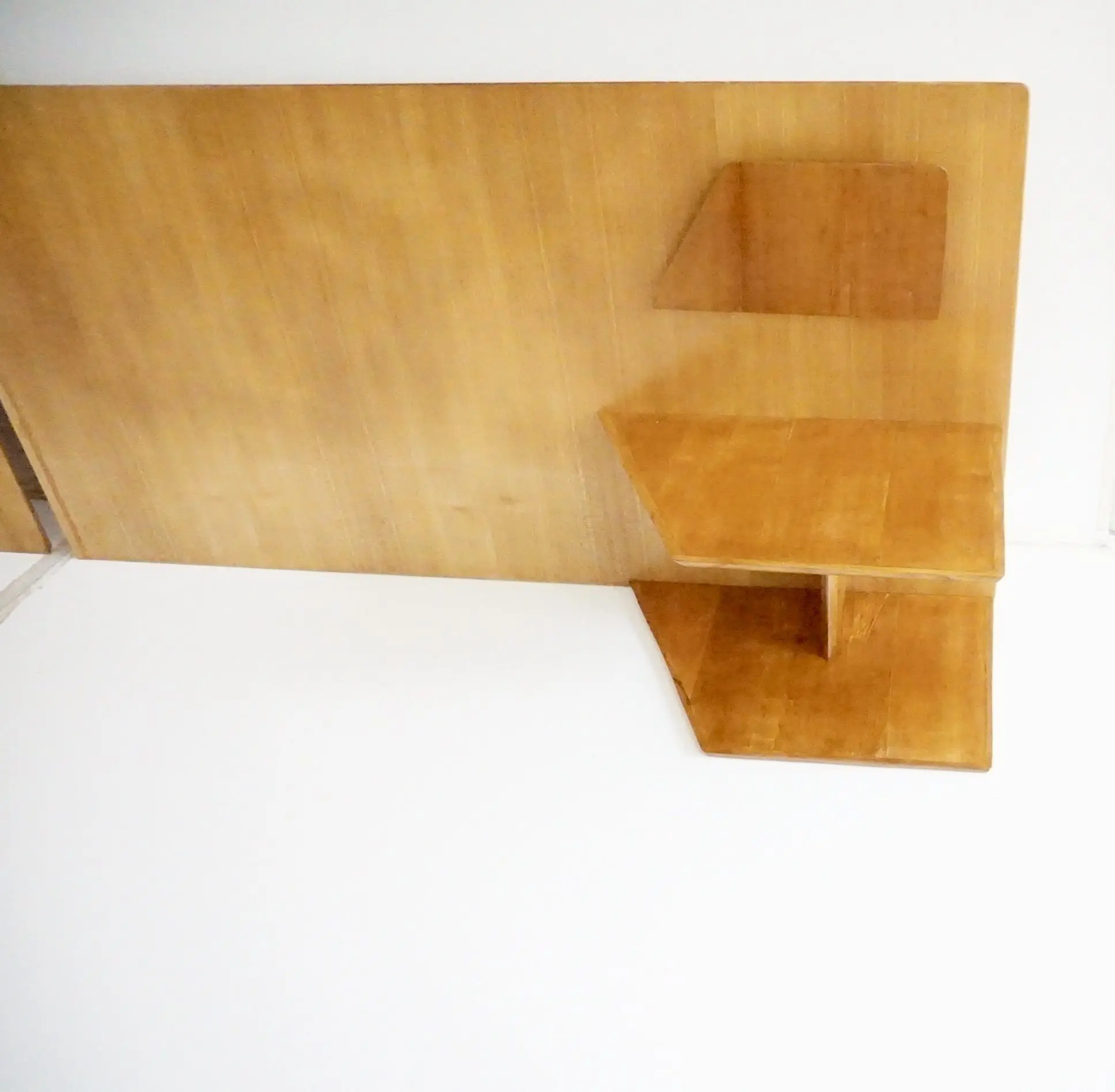 Gio Ponti pair of rare elm wood Headboards fitted bedside tables, Hotel Royal, 1955 — photo 7
