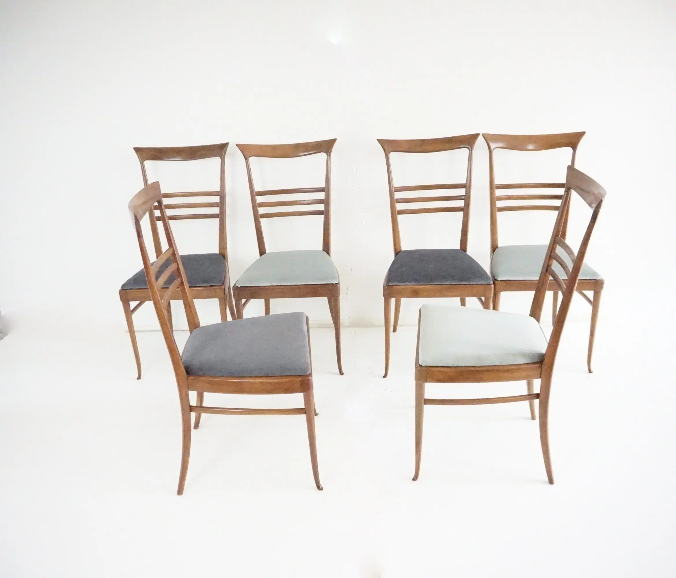 fine set of 6 Melchiorre Bega walnut  and velvet high back dining chairs, 1950 — image 3