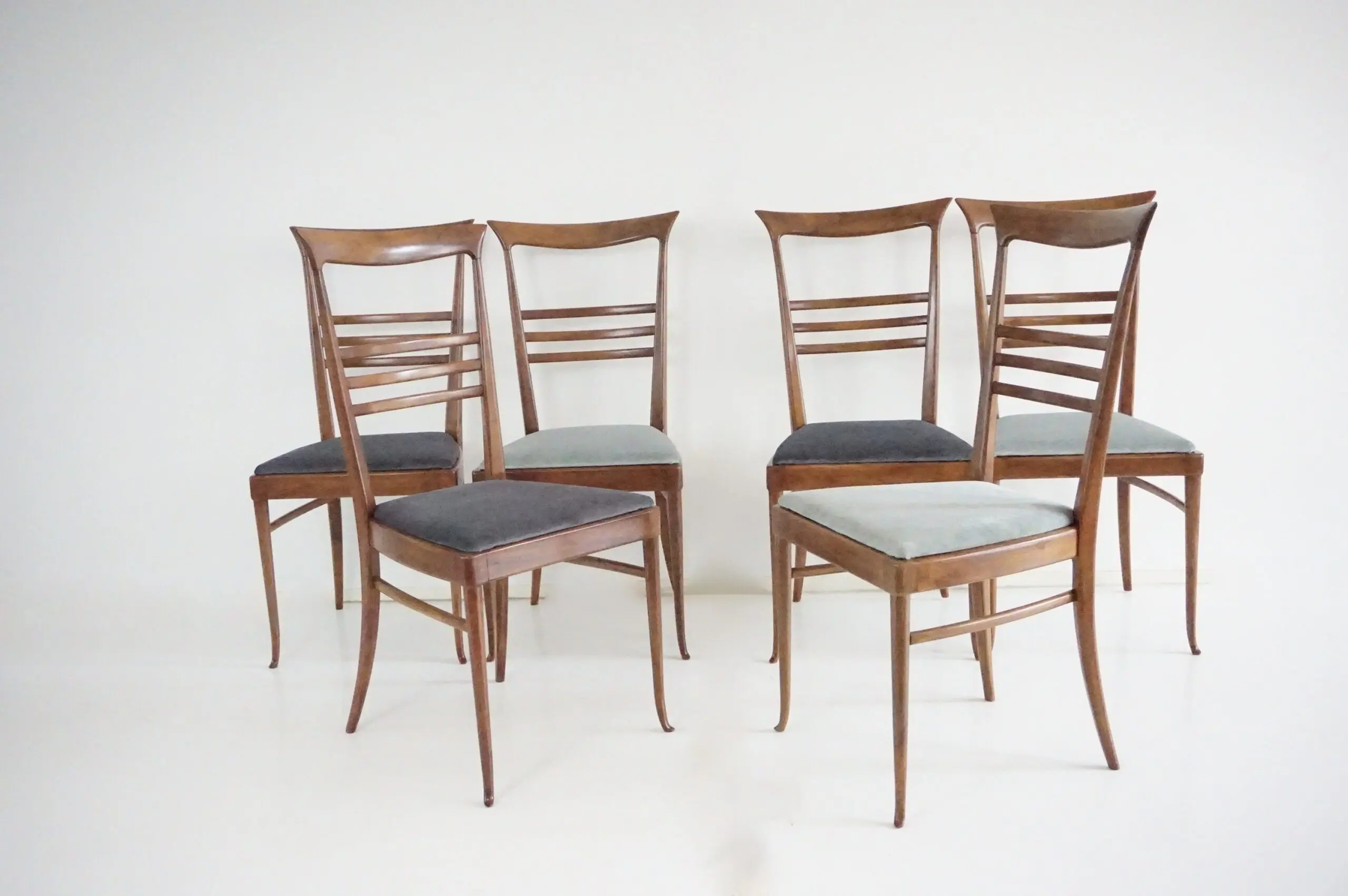fine set of 6 Melchiorre Bega walnut  and velvet high back dining chairs, 1950 — image 2