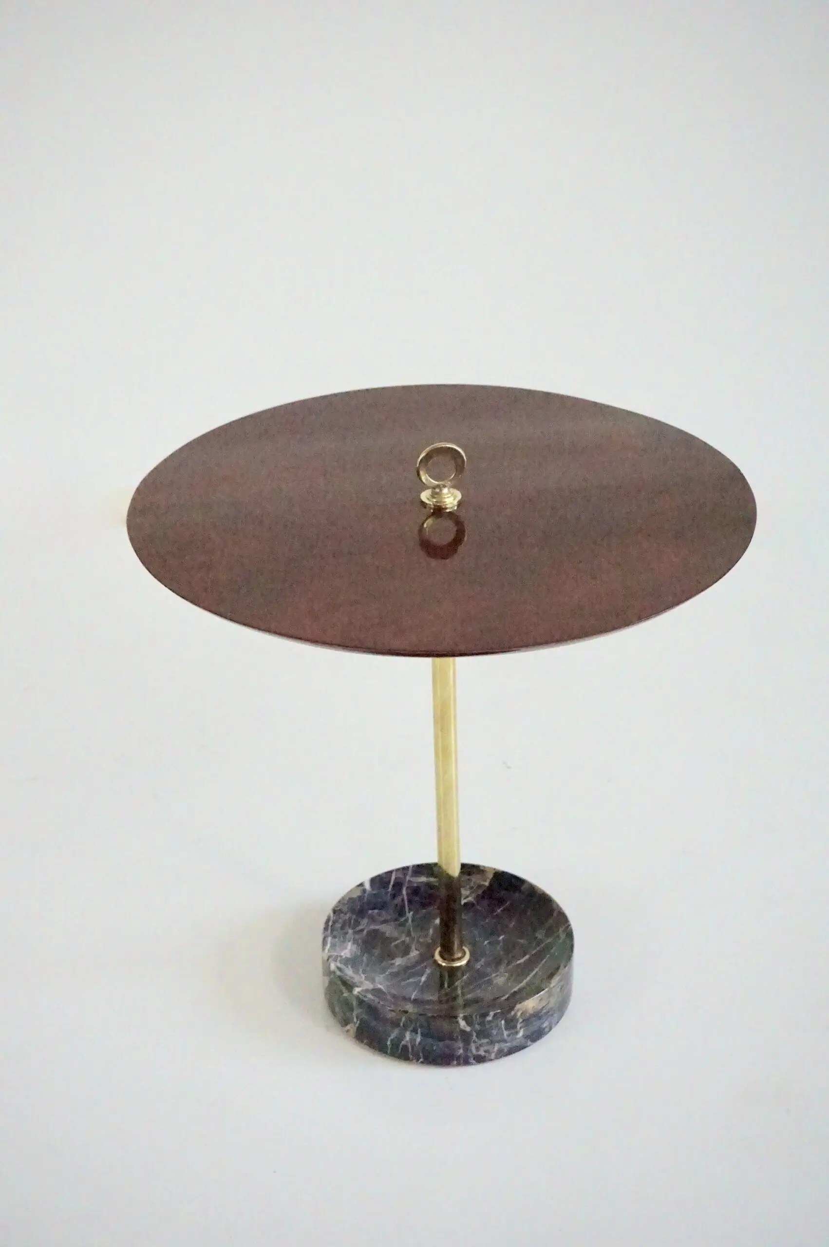 round  gueridon side table brass, marble and walnut, C6, Lorenzo Ciompi, 2025 — photo 7