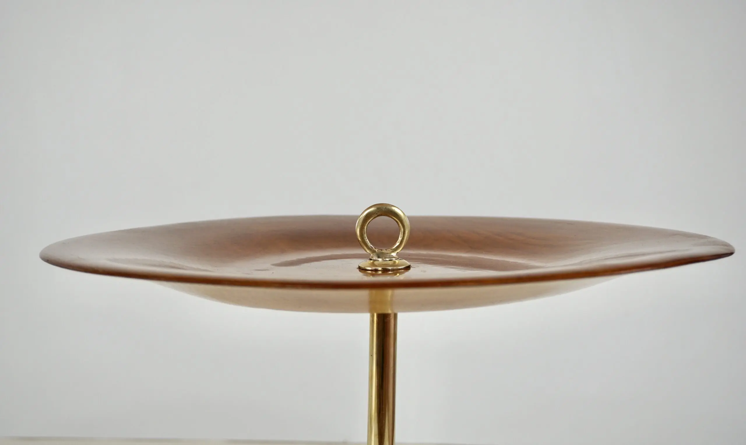 round occasional side table, ash, brass and marble C5 Lorenzo Ciompi, 2025 — photo 5