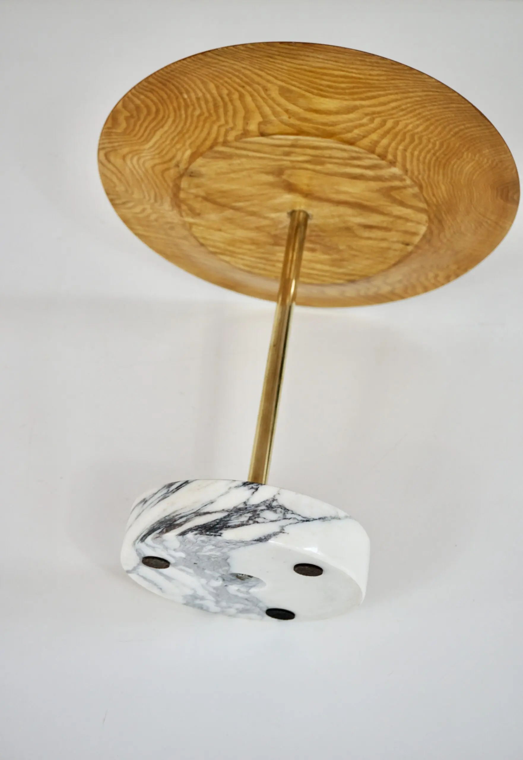 round occasional side table, ash, brass and marble C5 Lorenzo Ciompi, 2025 — photo 8