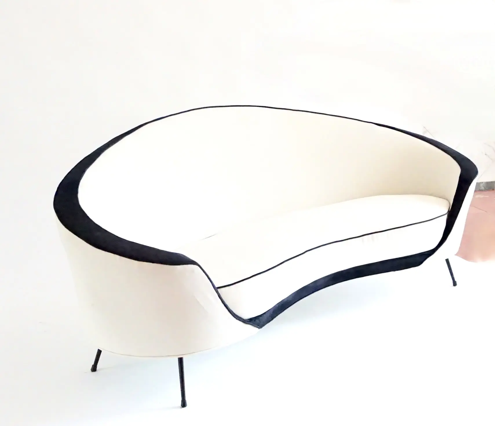 large Ico Parisi 812 three seat sofa, prototype, executed by A. Colombo 1953 — photo 19