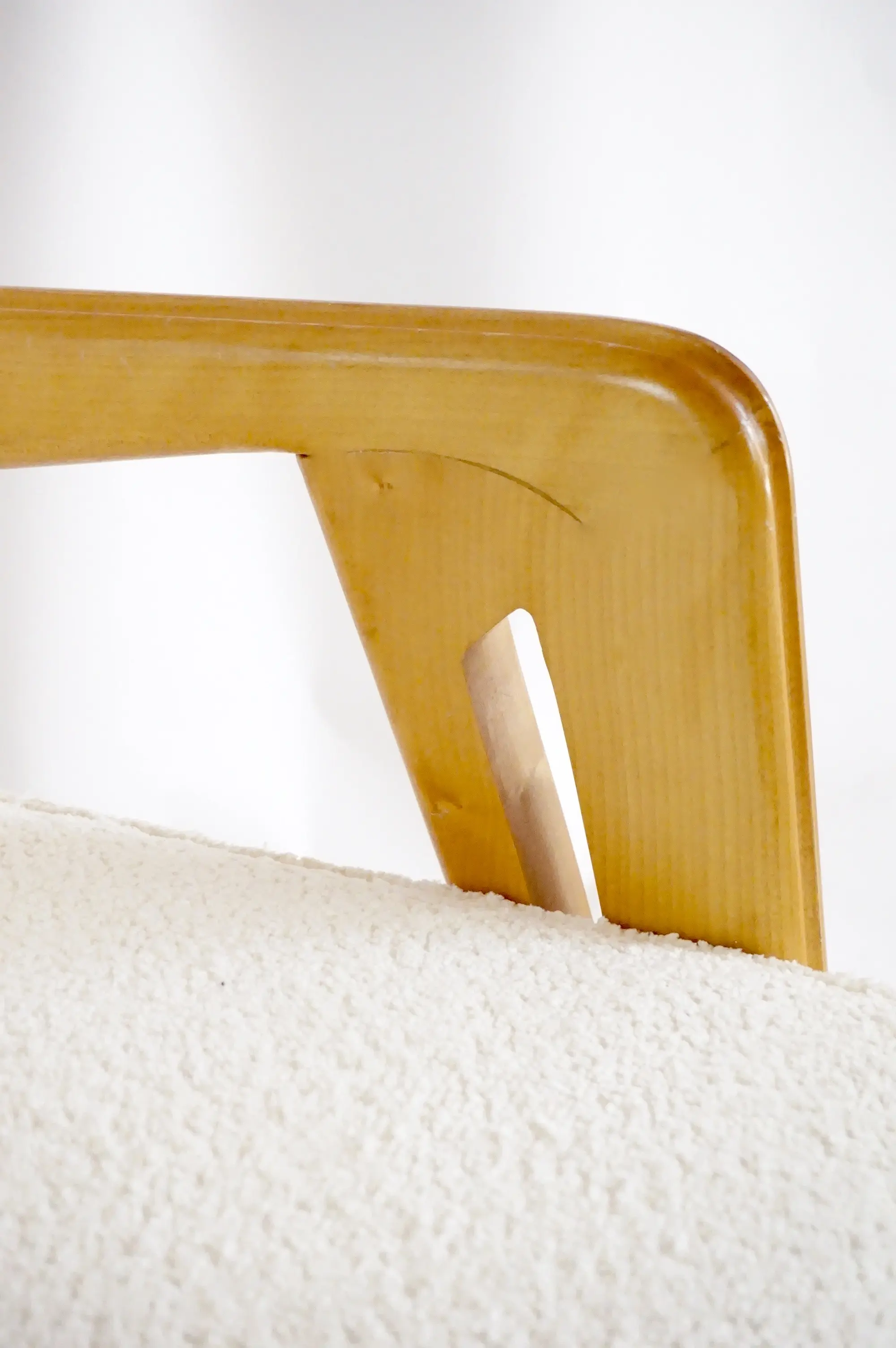 pair of Franco Campo & Carlo Graffi armchairs, ash and bouclè fabric, Turin 1950 — photo 13
