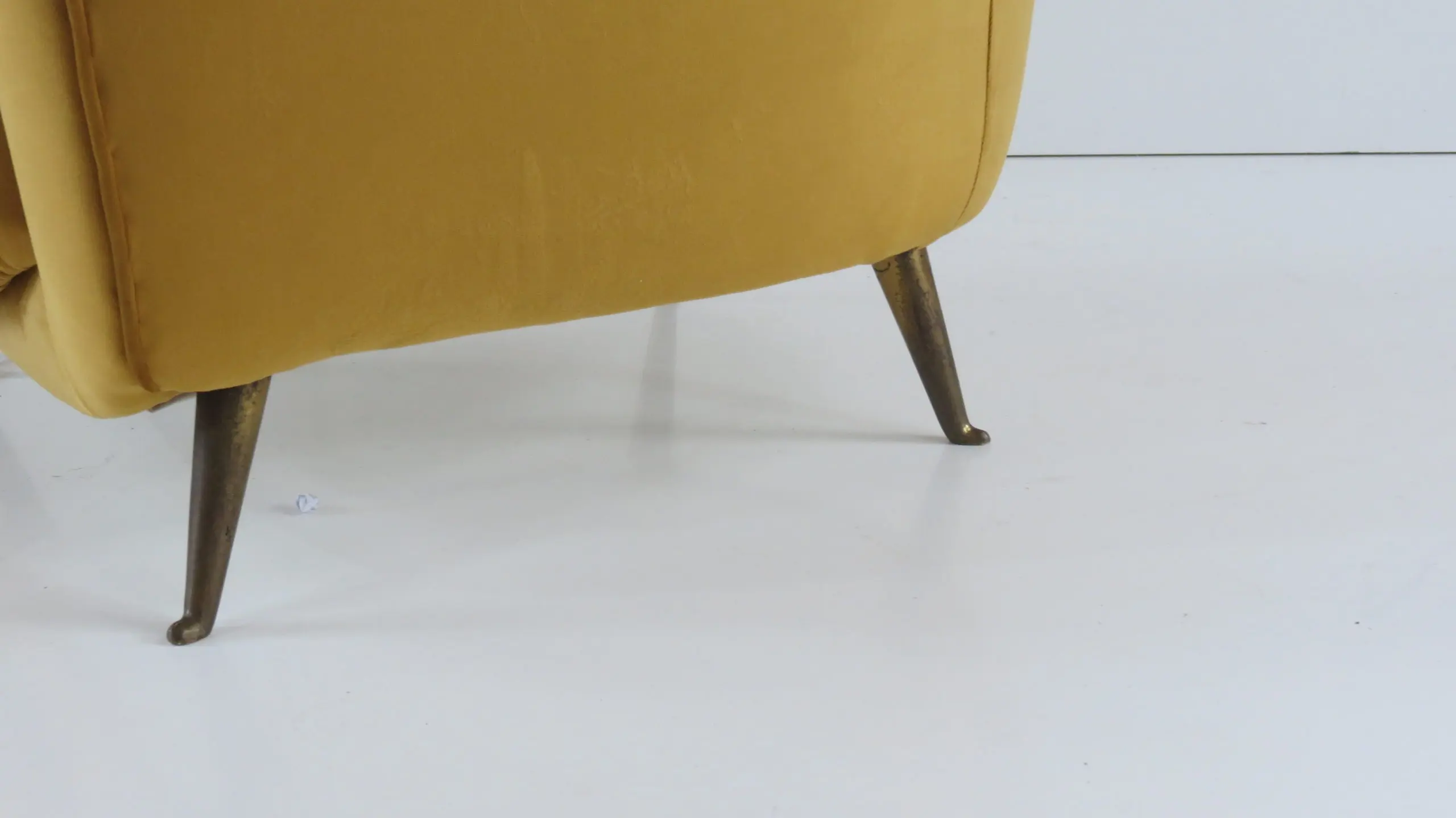 Pair of Rare Gold Ico & Luisa Parisi Armchairs by Isa, 1952 — photo 13