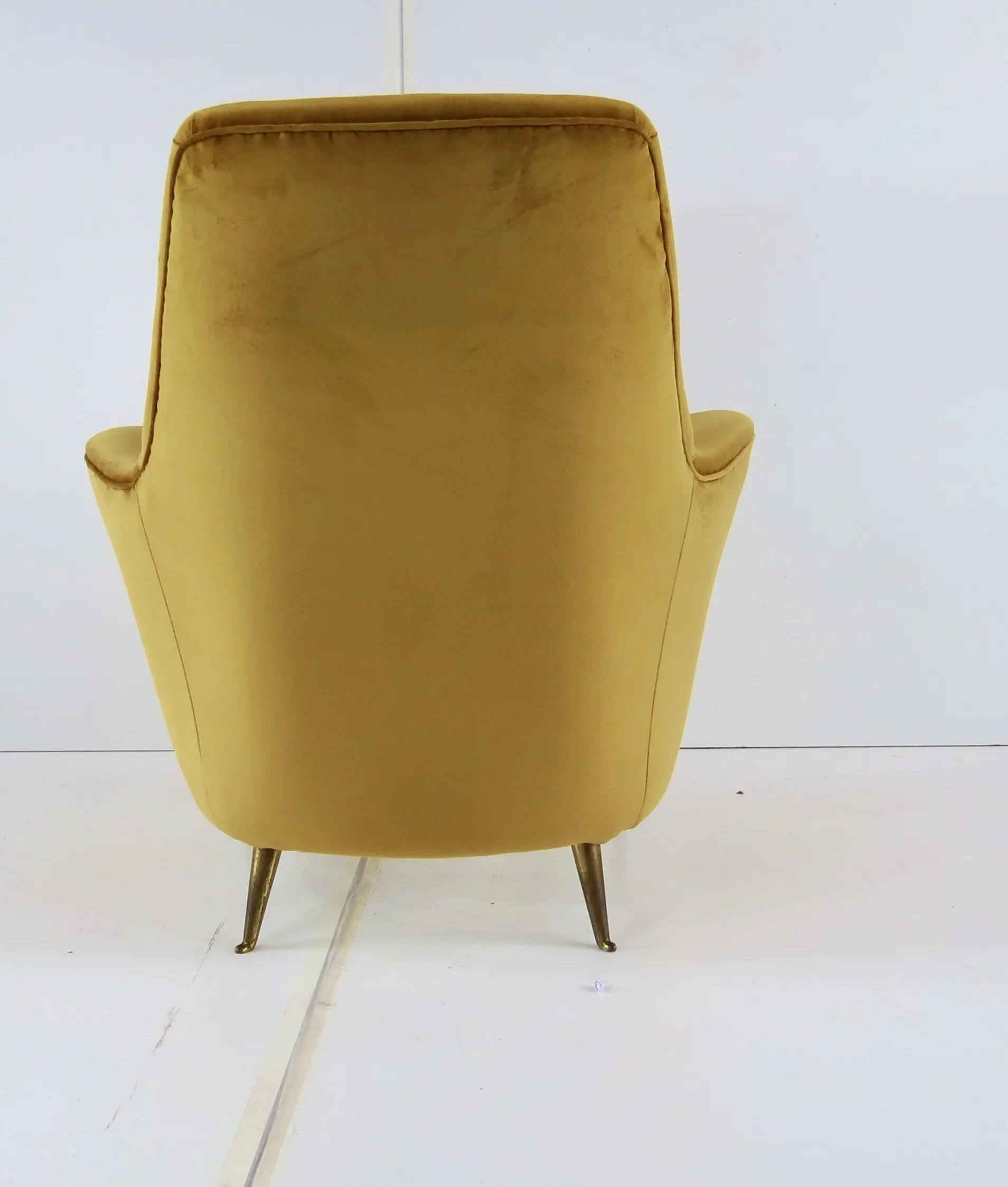 Pair of Rare Gold Ico & Luisa Parisi Armchairs by Isa, 1952 — photo 8
