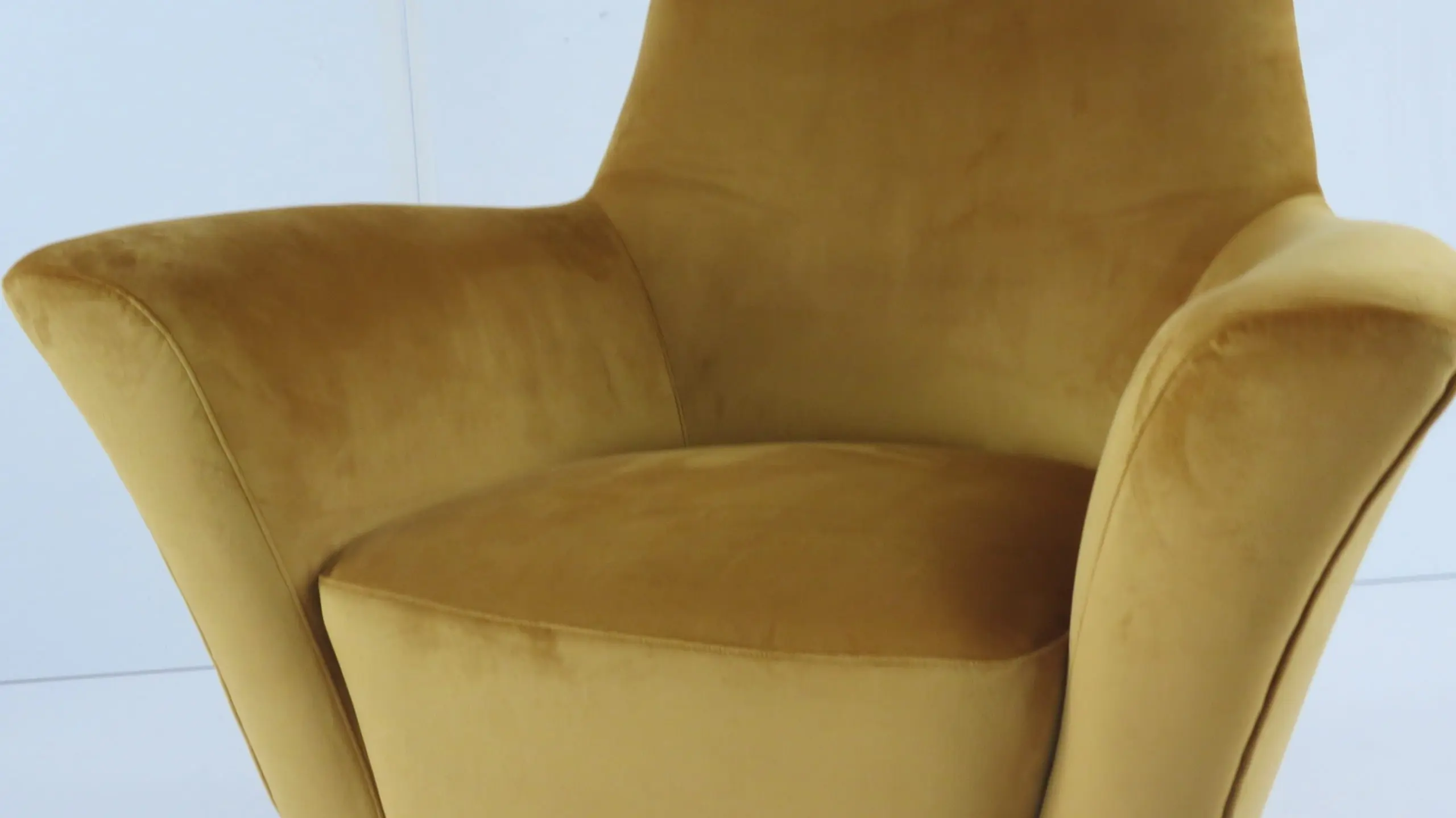 Pair of Rare Gold Ico & Luisa Parisi Armchairs by Isa, 1952 — photo 14