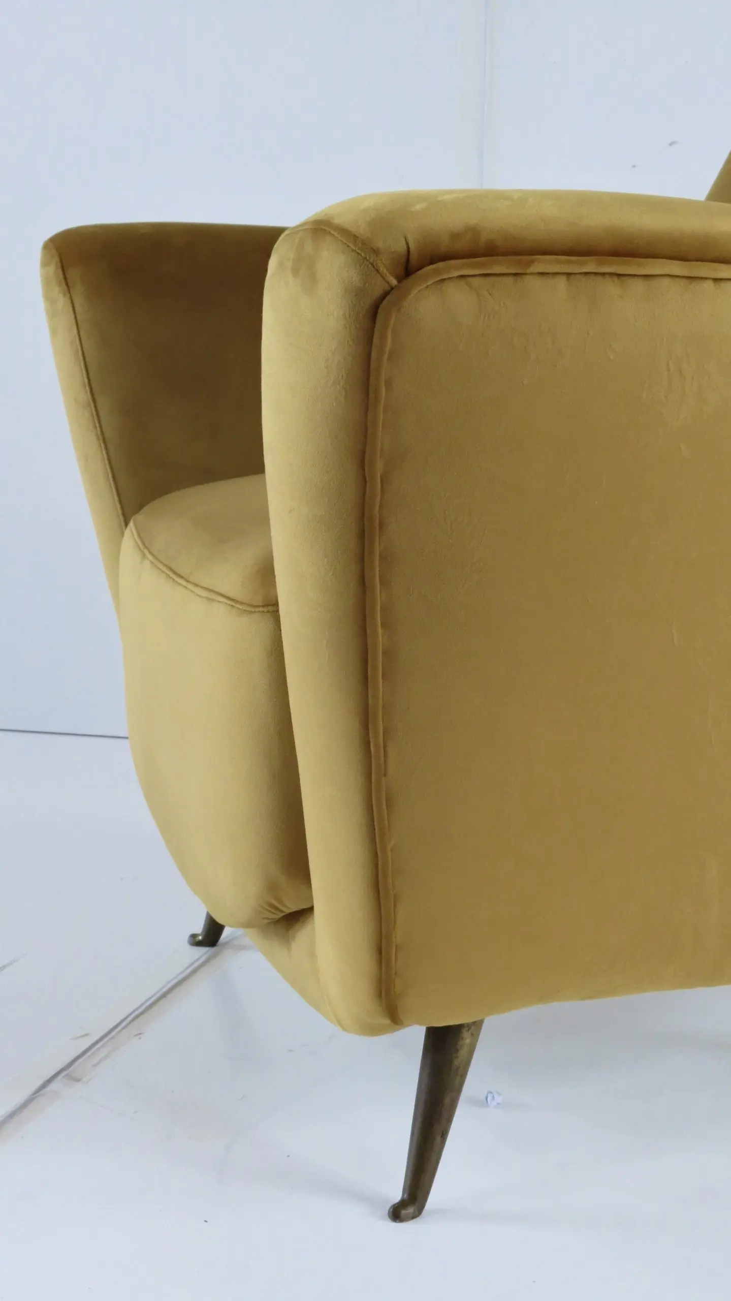 Pair of Rare Gold Ico & Luisa Parisi Armchairs by Isa, 1952 — photo 12