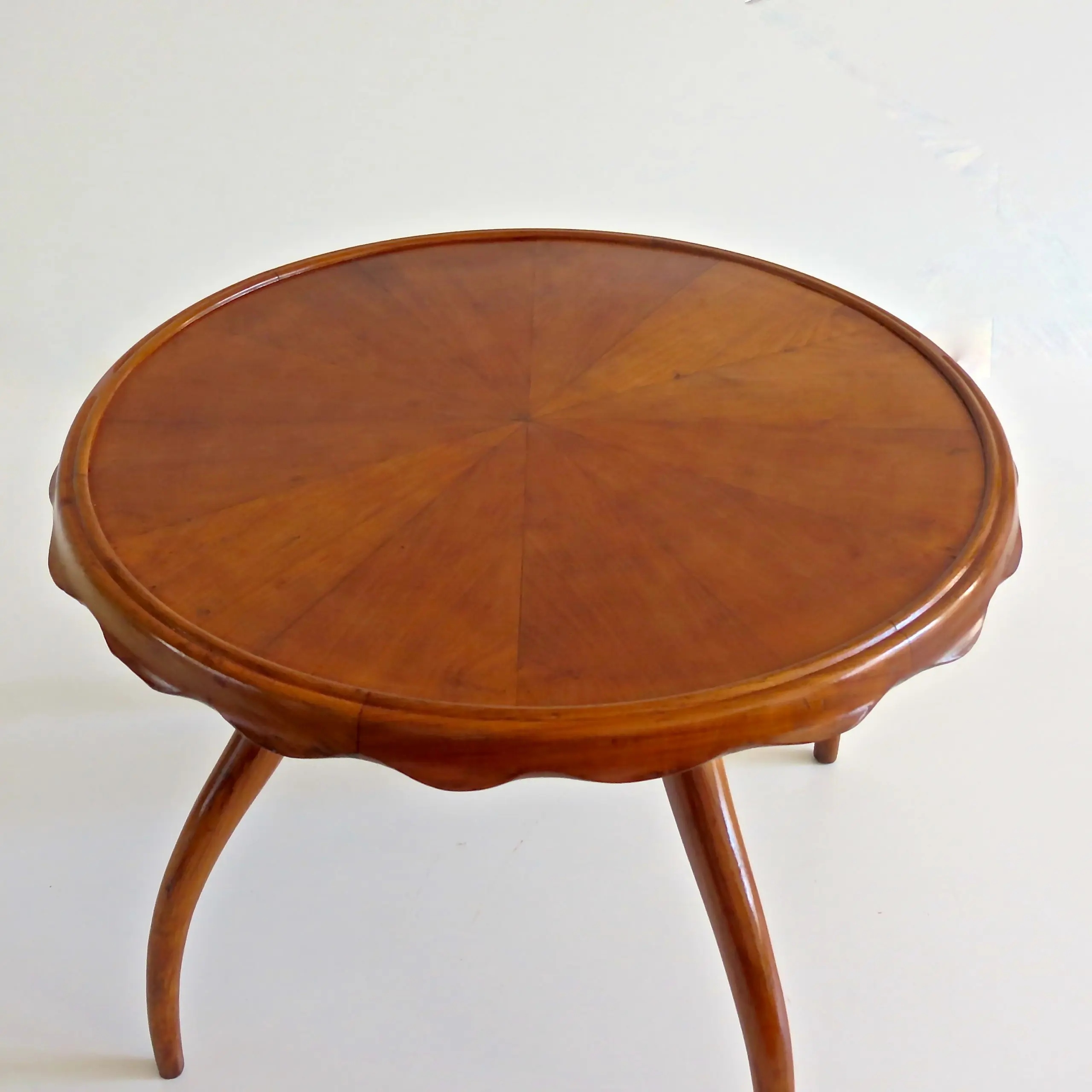 Osvaldo Borsani Round Coffee Table, 1940 — photo 5
