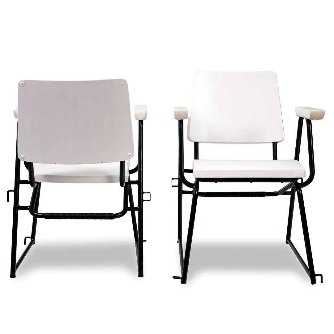 Set of 12 Attr. Studio BBPR Armchairs Withe Laquered Wood Torino 1945 — photo 5