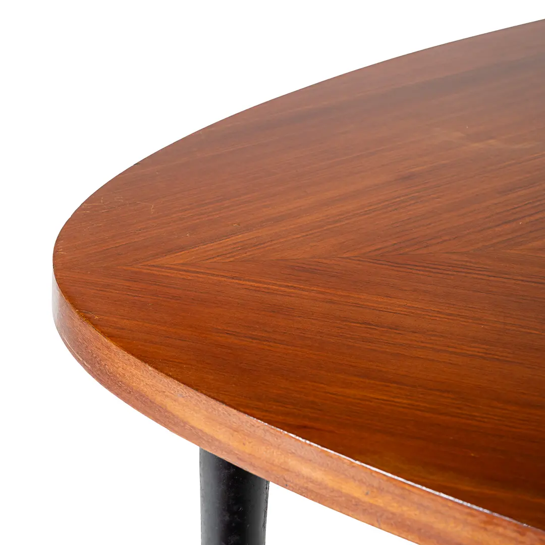 Fine Three Feet Silvio Cavatorta Large Teak Triangular Round Dining Table, 1950 — photo 7