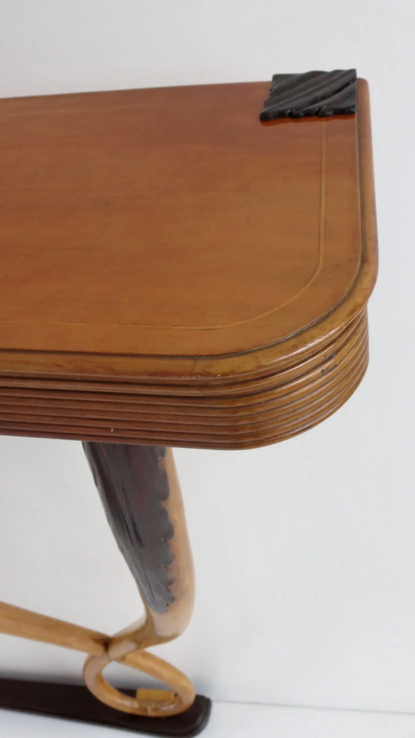 Large Important Inlaid Cherrywood Wall Console Tomaso Buzzi Attributed, c. 1940 — photo 17