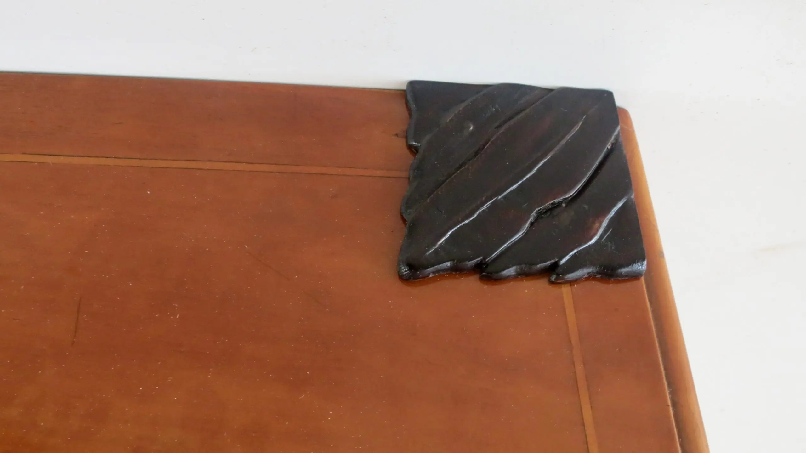 Large Important Inlaid Cherrywood Wall Console Tomaso Buzzi Attributed, c. 1940 — photo 11